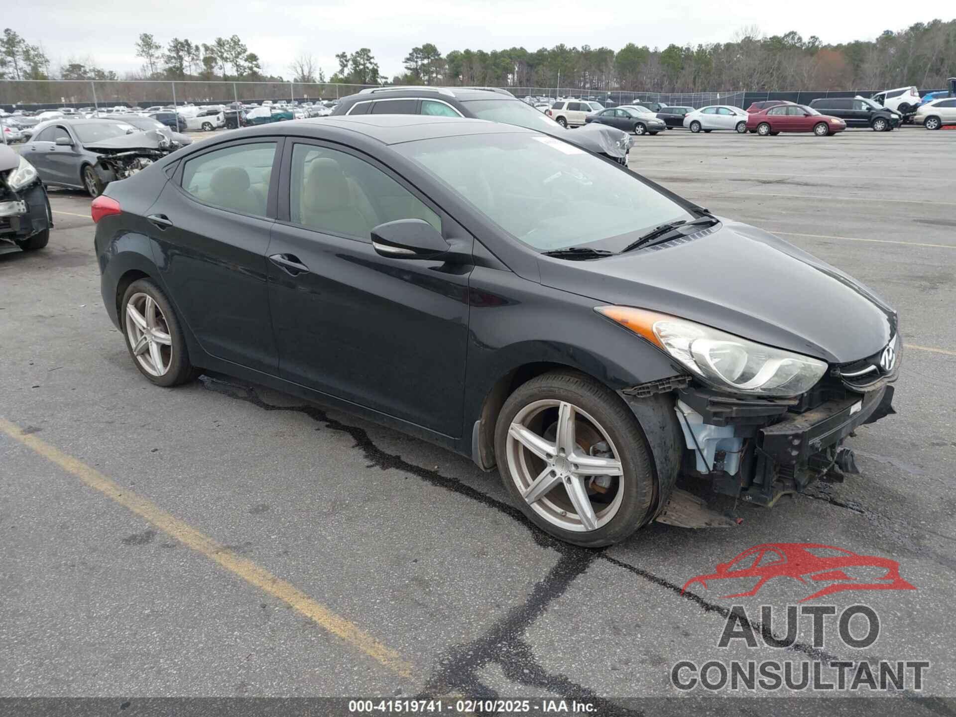 HYUNDAI ELANTRA 2013 - 5NPDH4AE9DH257629