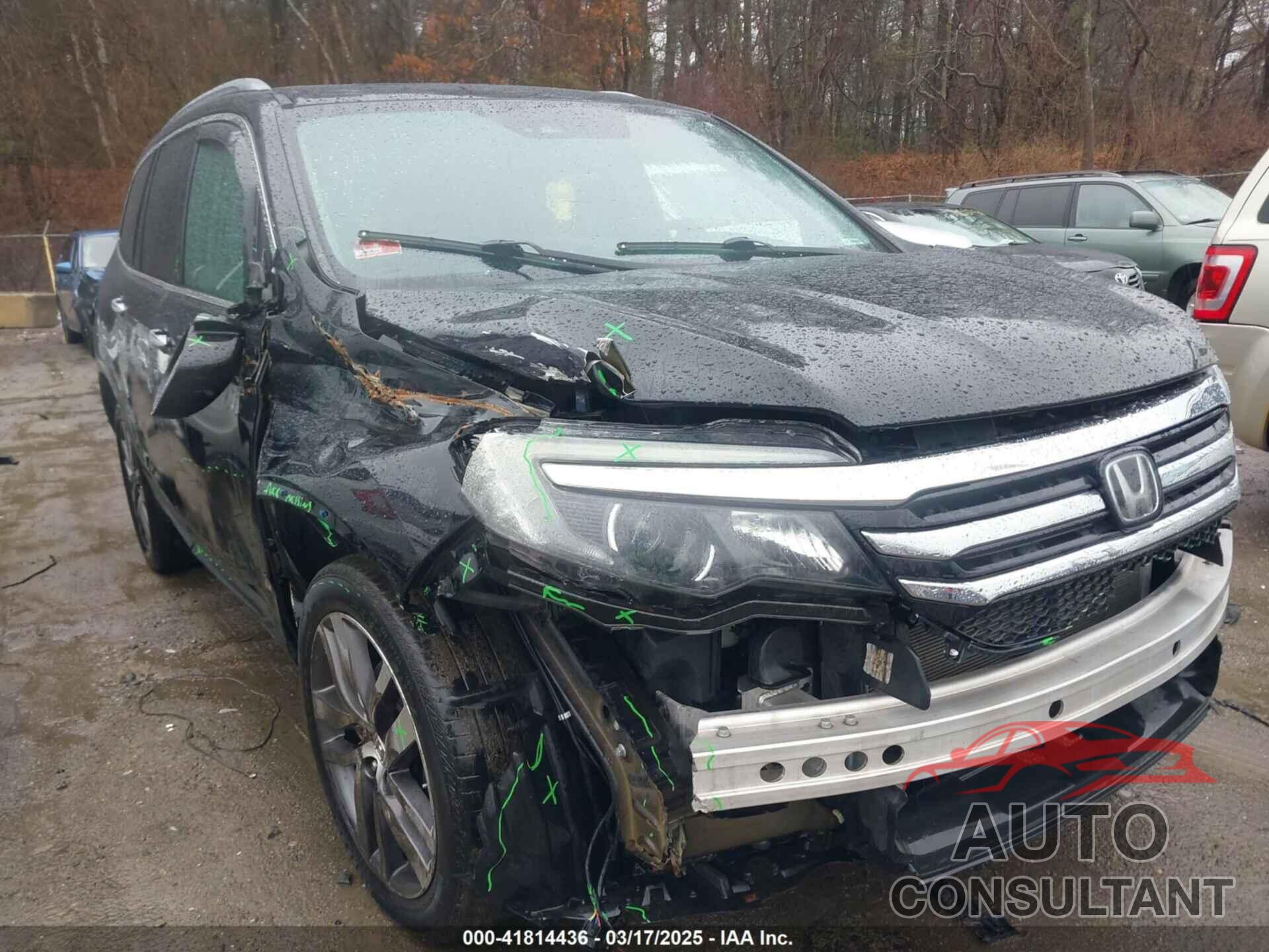 HONDA PILOT 2017 - 5FNYF6H00HB013806