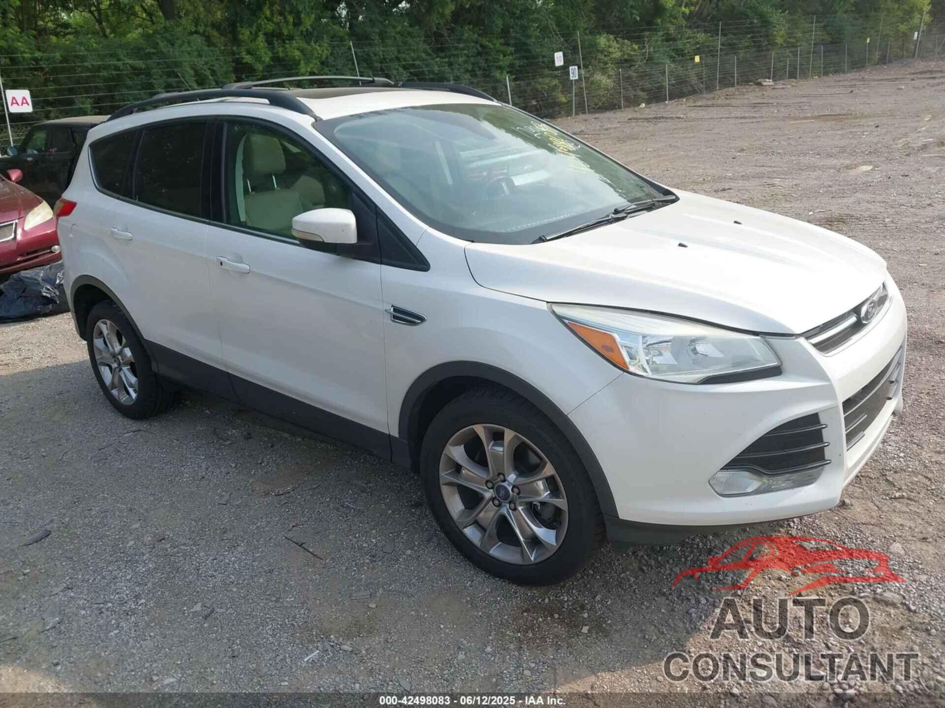 FORD ESCAPE 2013 - 1FMCU0H98DUB38612