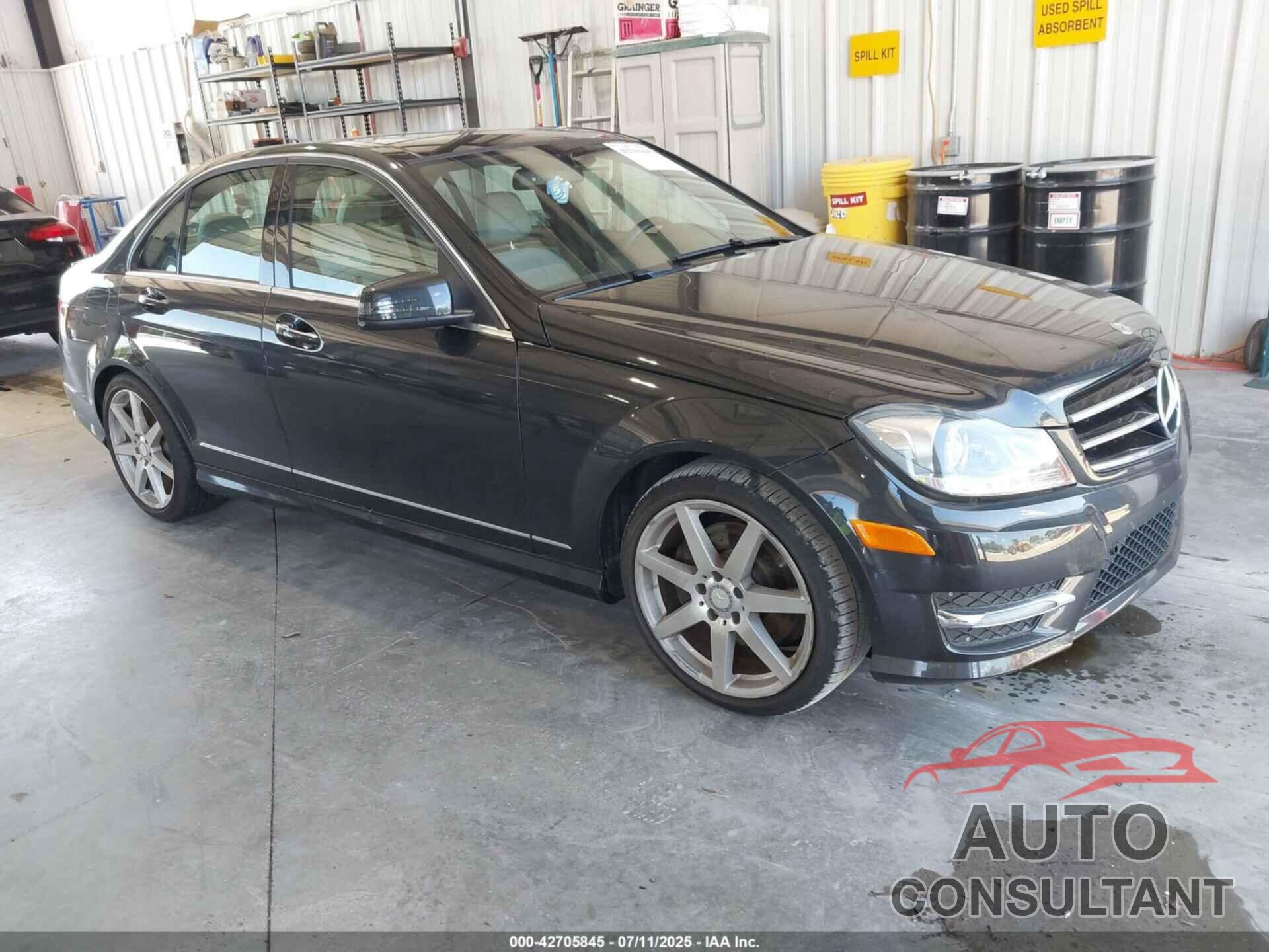 MERCEDES-BENZ C 350 2014 - WDDGF5HB7EA906492