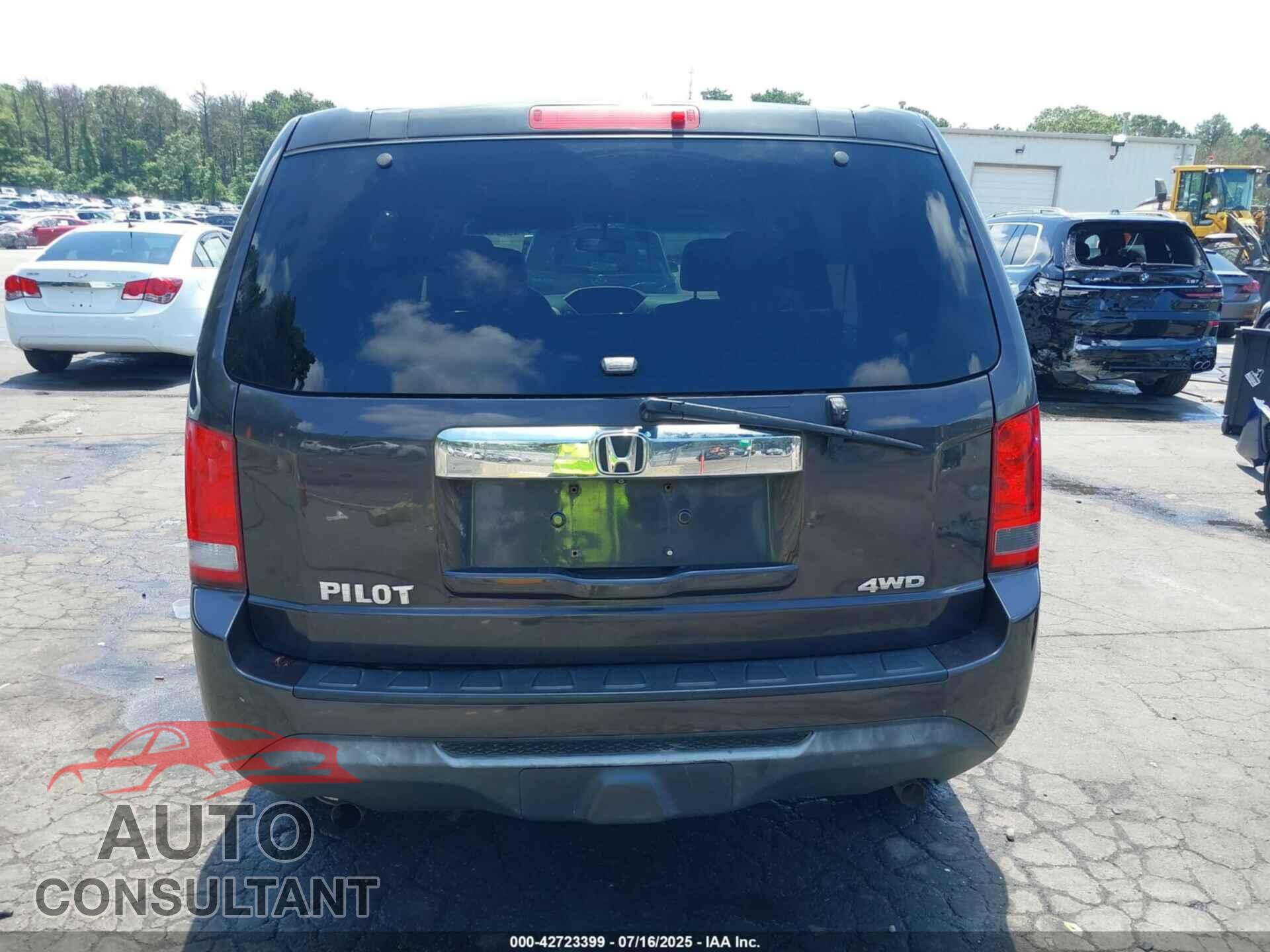 HONDA PILOT 2014 - 5FNYF4H2XEB012017