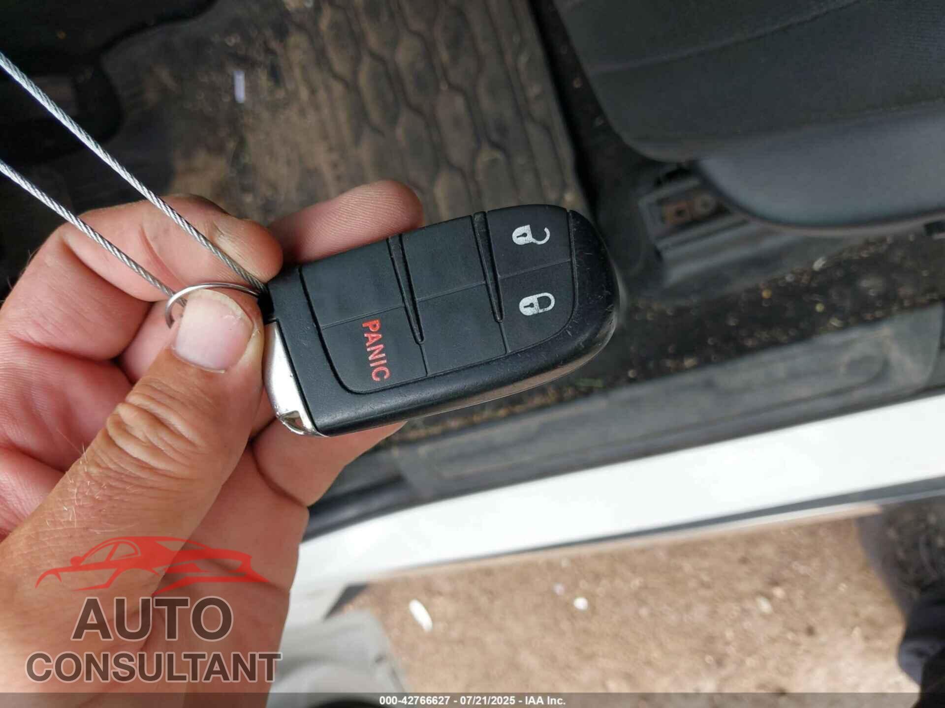 DODGE DURANGO 2014 - 1C4RDJAG1EC977103