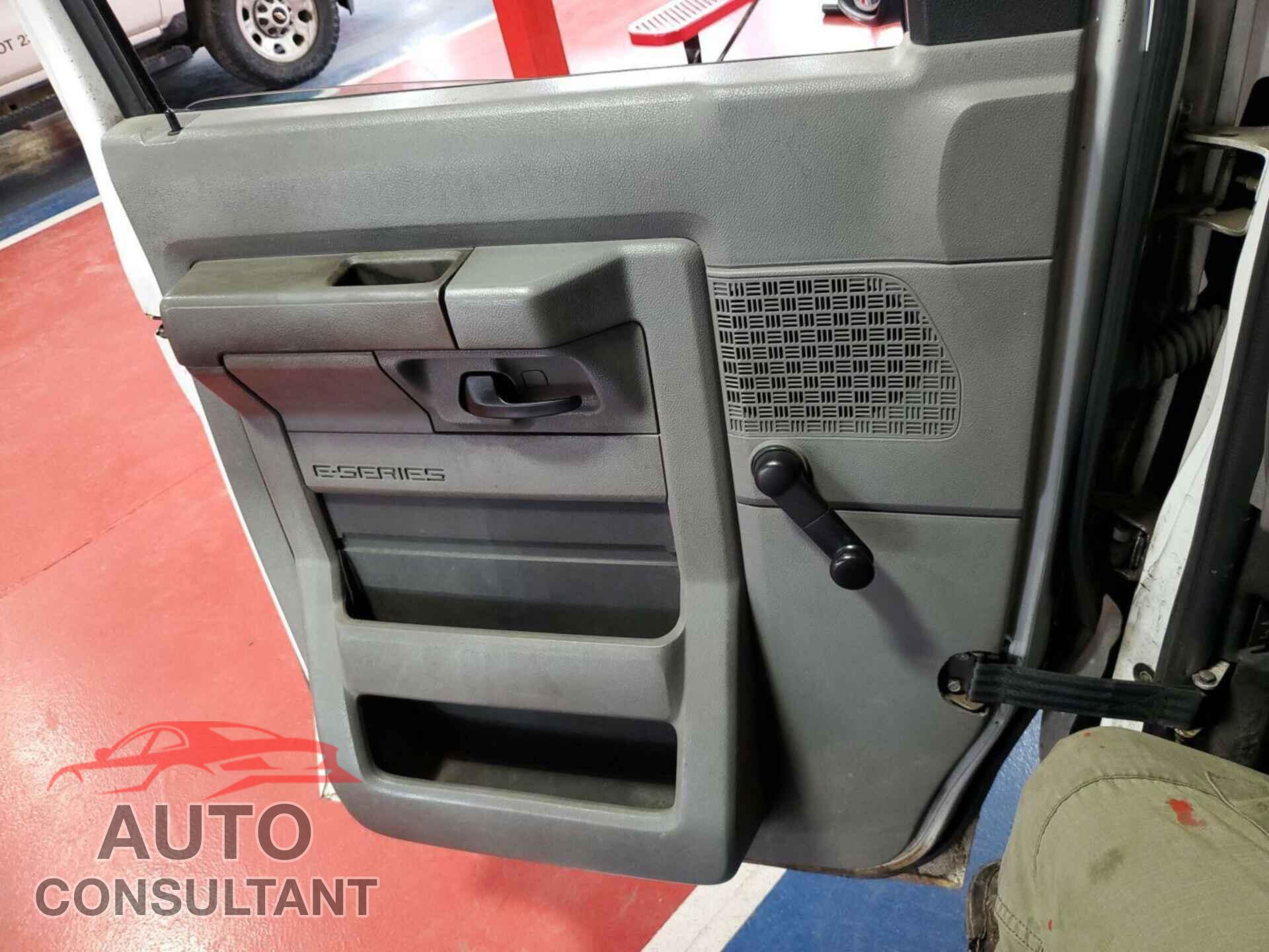 FORD E-150 2010 - 1FTNE1EWXADA91752