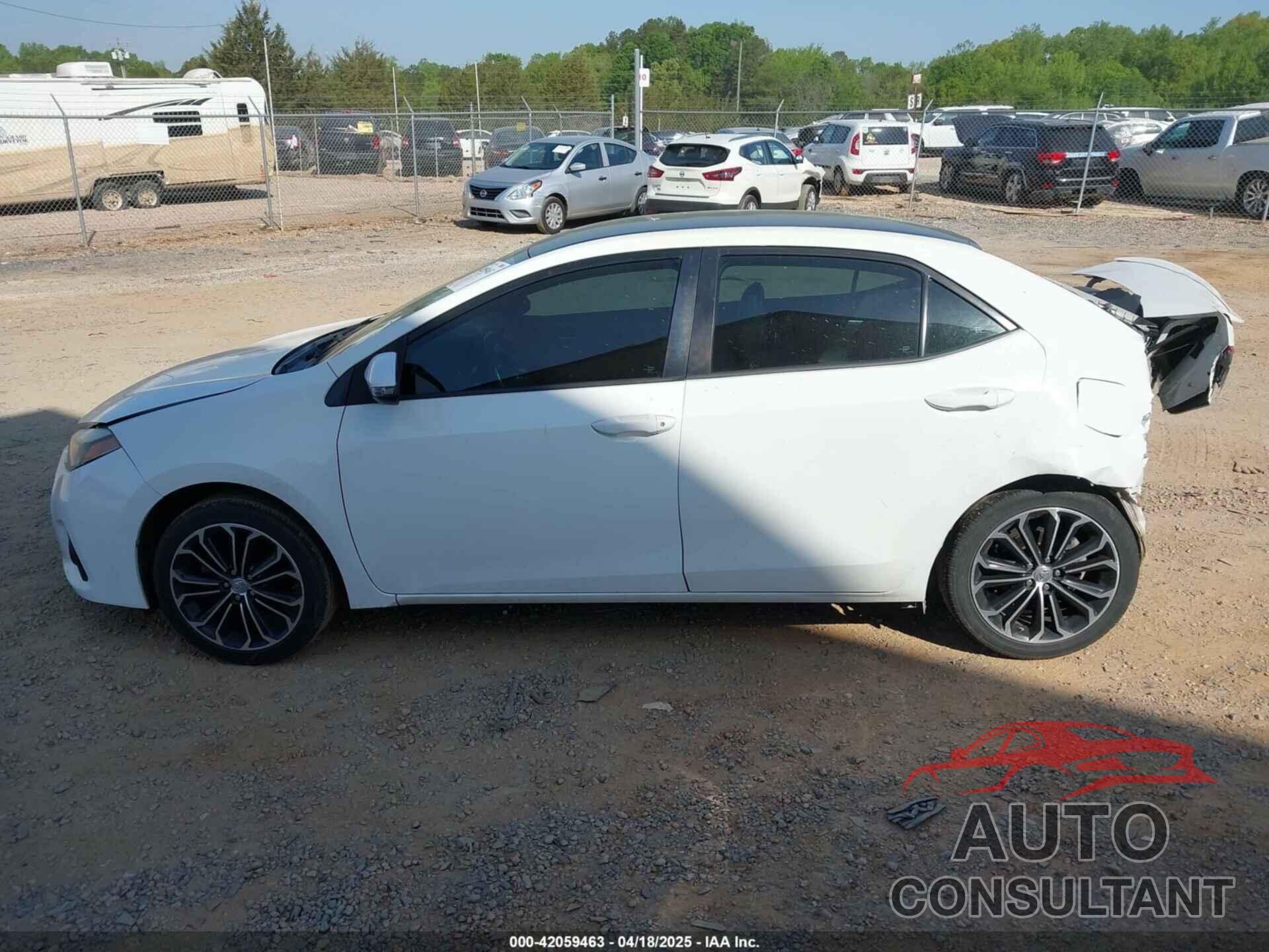 TOYOTA COROLLA 2015 - 5YFBURHE4FP278884