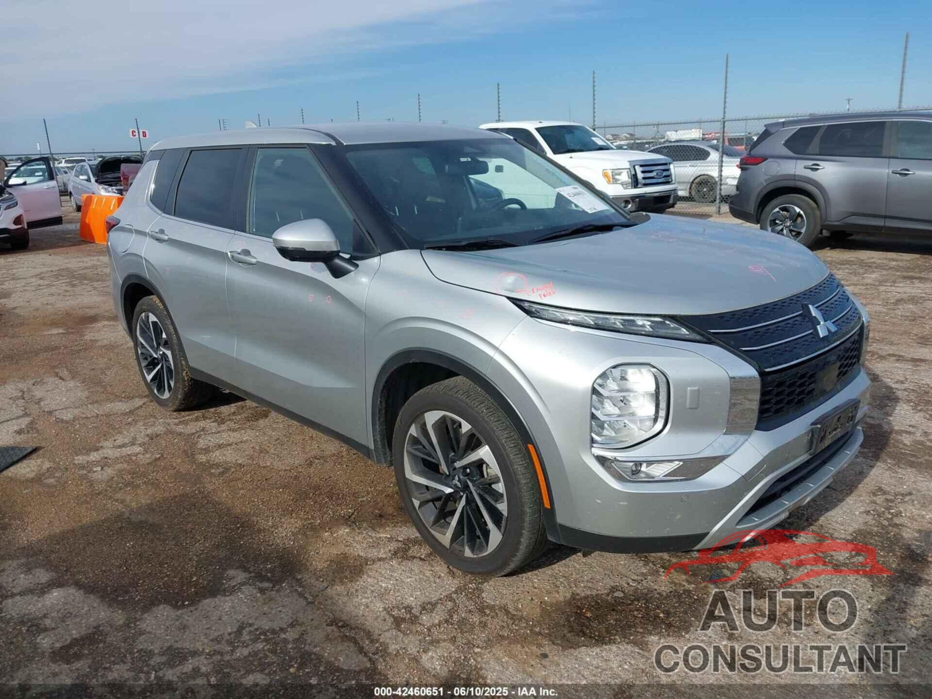 MITSUBISHI OUTLANDER 2024 - JA4J4VA86RZ049717