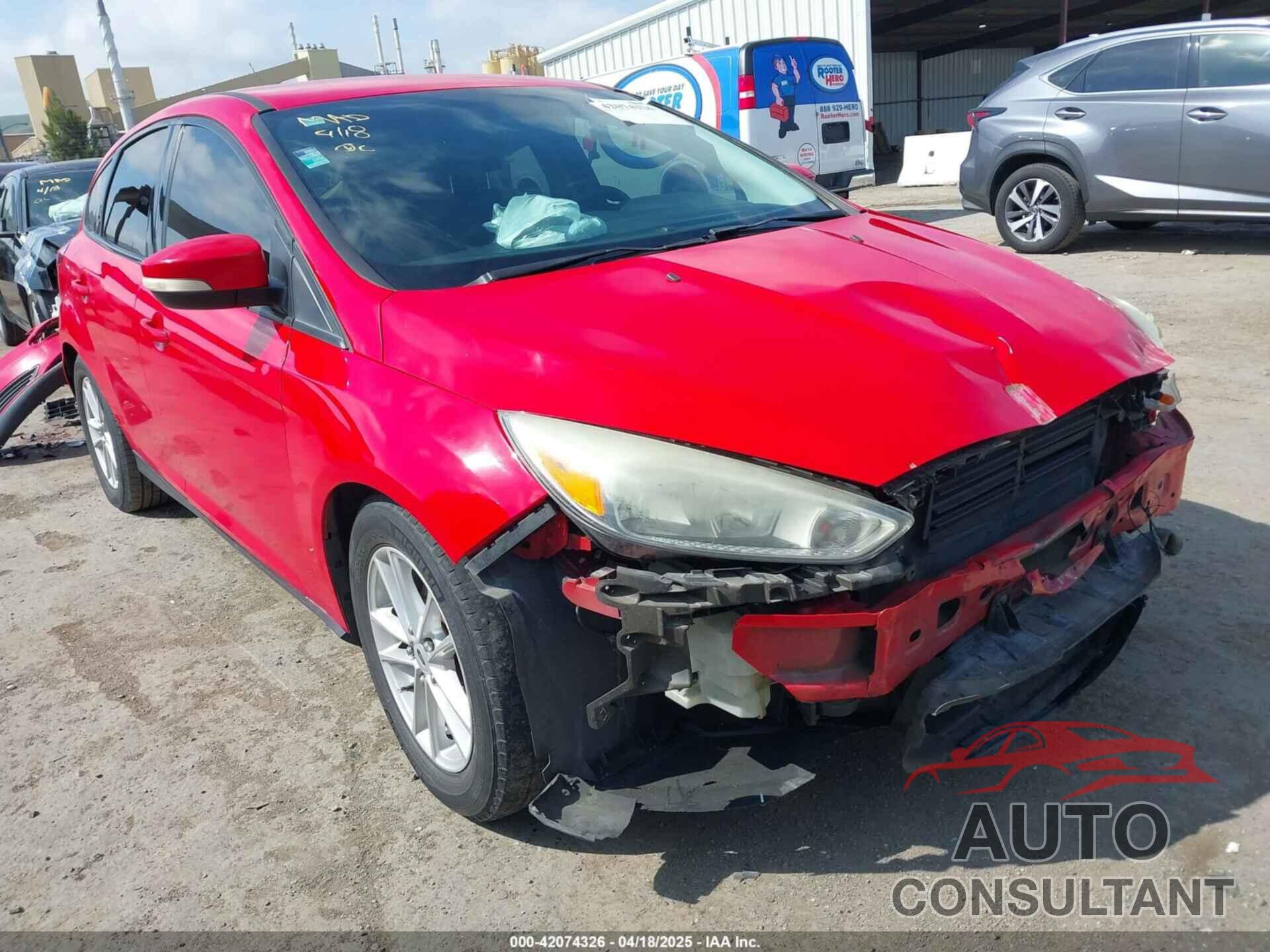FORD FOCUS 2015 - 1FADP3K25FL233415