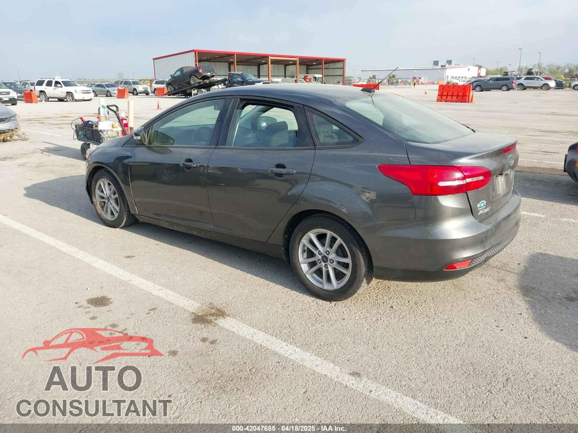 FORD FOCUS 2017 - 1FADP3F21HL228709
