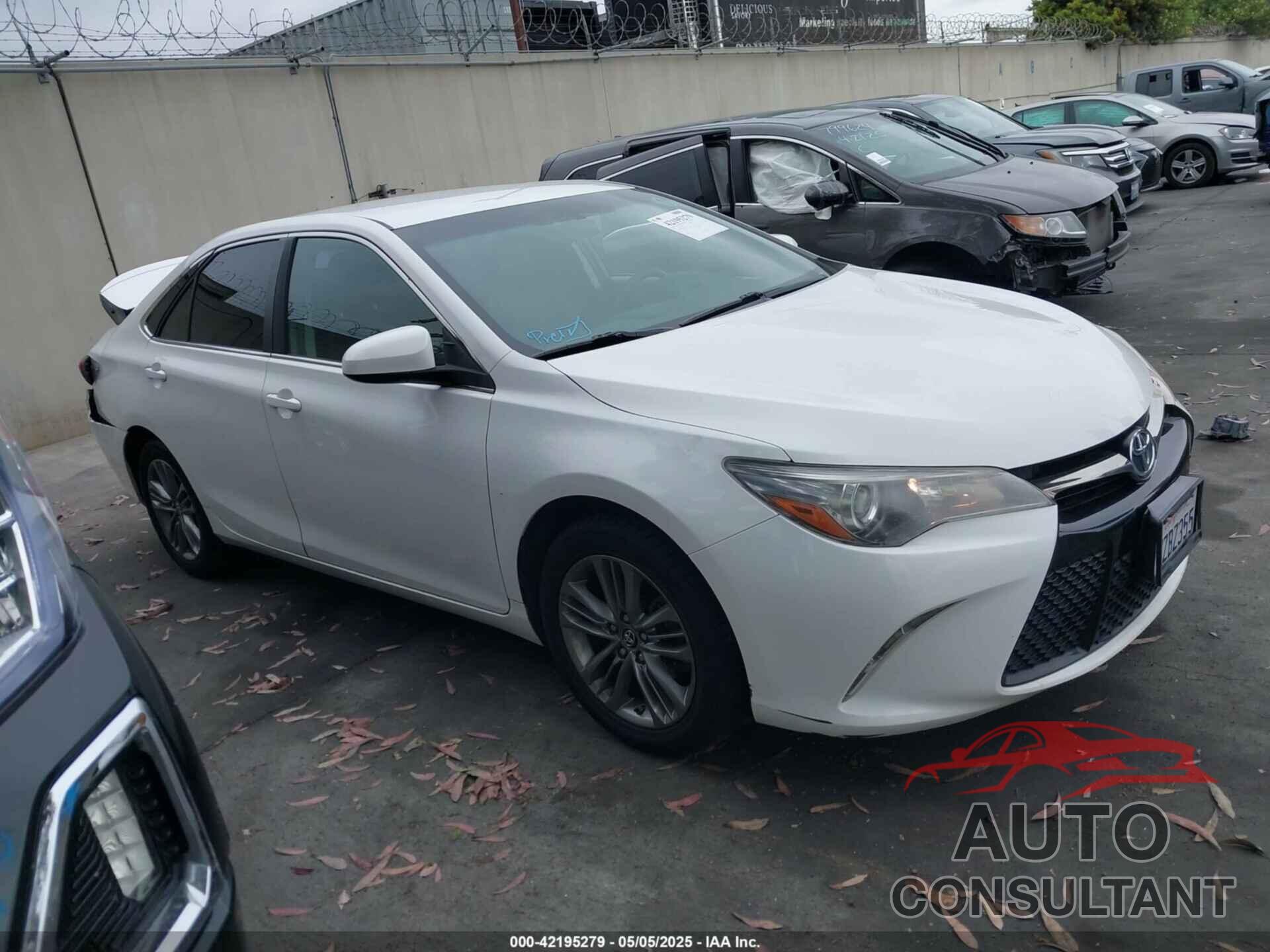 TOYOTA CAMRY 2017 - 4T1BF1FK5HU796735