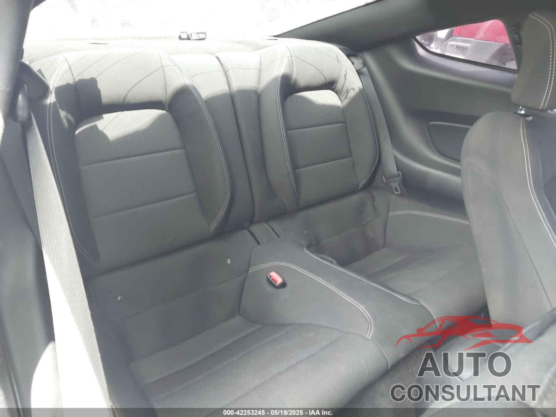FORD MUSTANG 2016 - 1FA6P8AM4G5260023