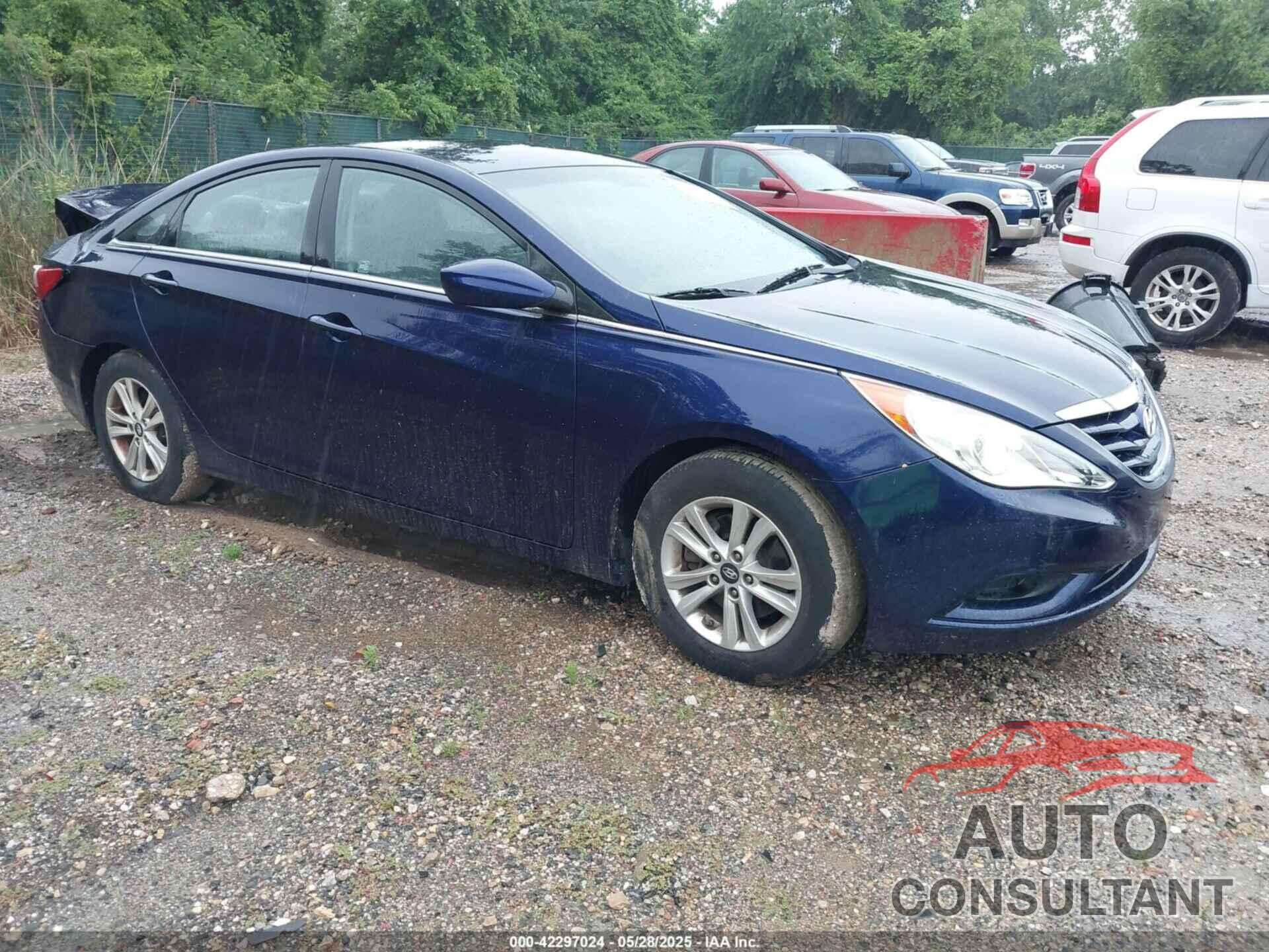 HYUNDAI SONATA 2011 - 5NPEB4AC1BH178408