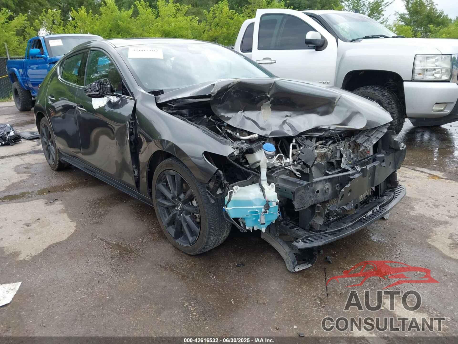 MAZDA MAZDA3 2022 - JM1BPAML9N1512260