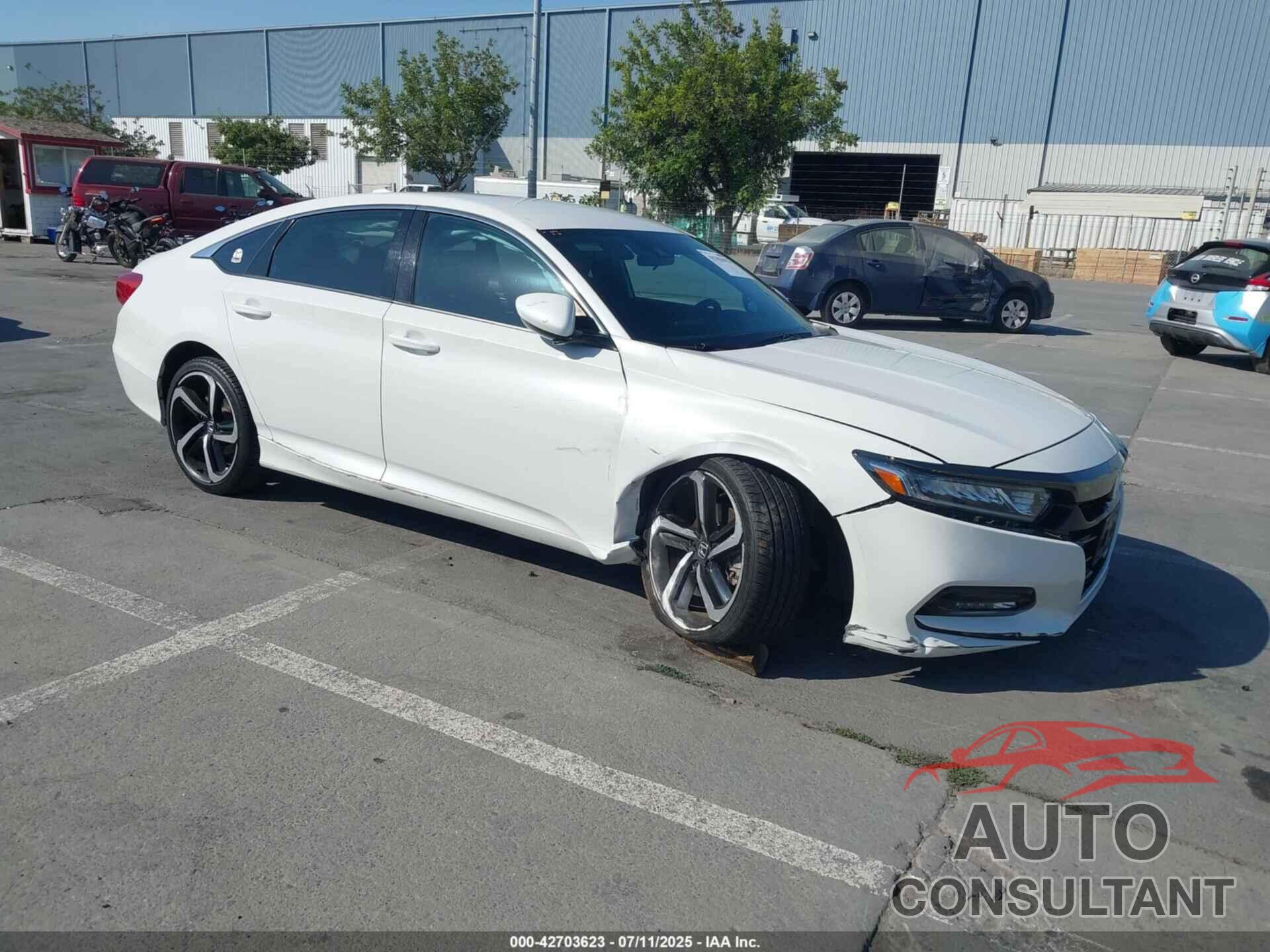 HONDA ACCORD 2018 - 1HGCV1F38JA102360