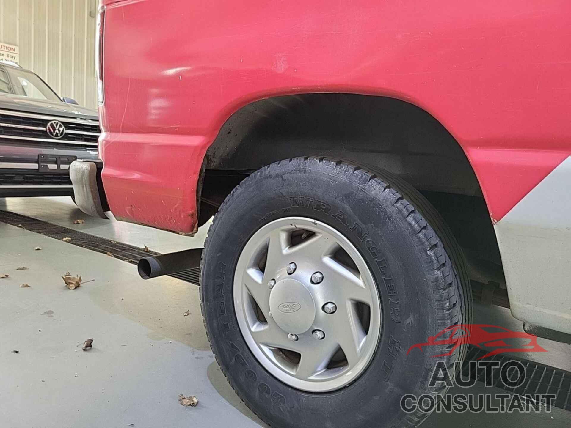 FORD ECONOLINE 2011 - 1FTNE2EL0BDA70907