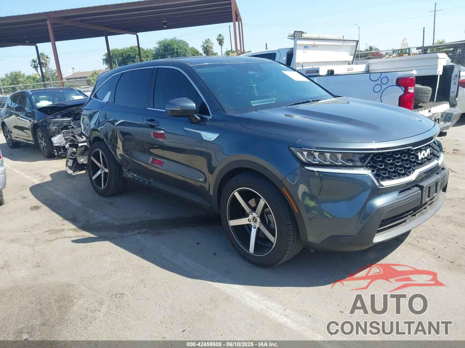 KIA SORENTO 2022 - 5XYRG4LC8NG115947
