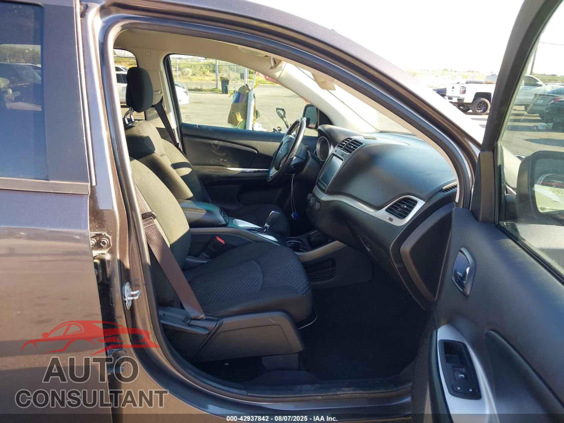 DODGE JOURNEY 2019 - 3C4PDCBG9KT853193