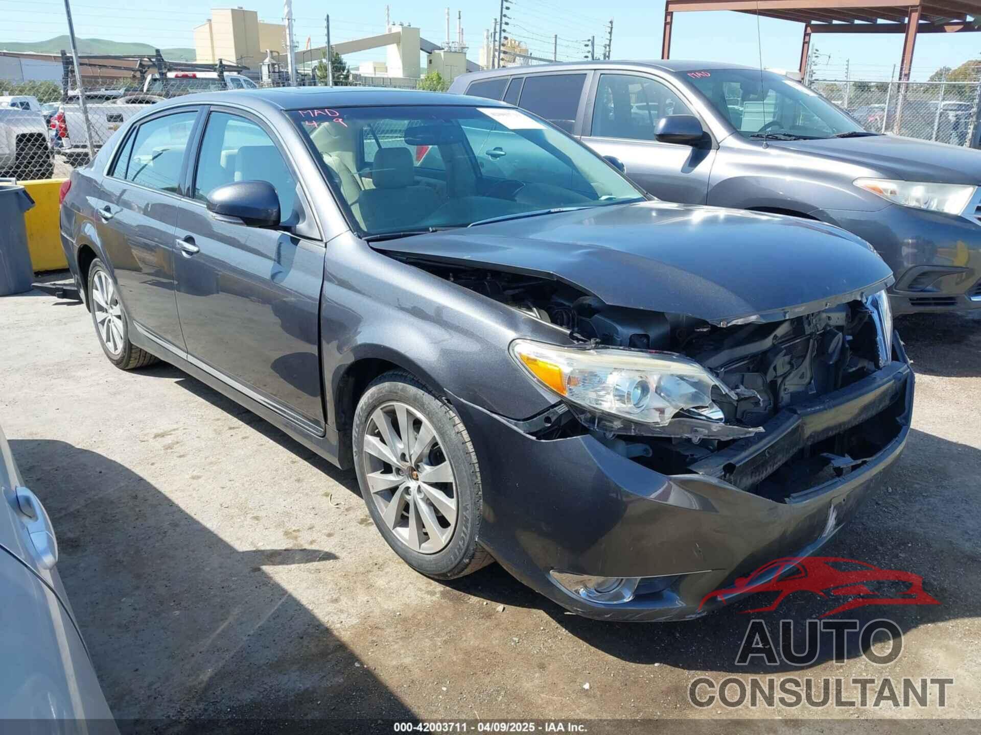 TOYOTA AVALON 2012 - 4T1BK3DB5CU445732