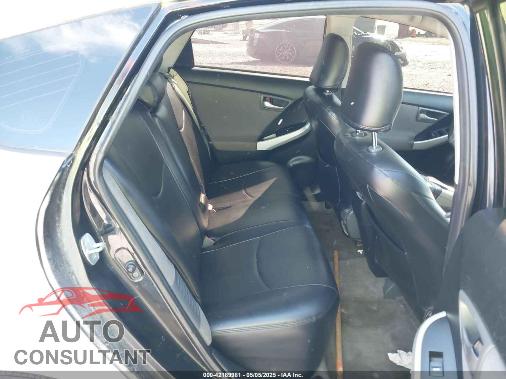 TOYOTA PRIUS 2015 - JTDKN3DU0F0417331