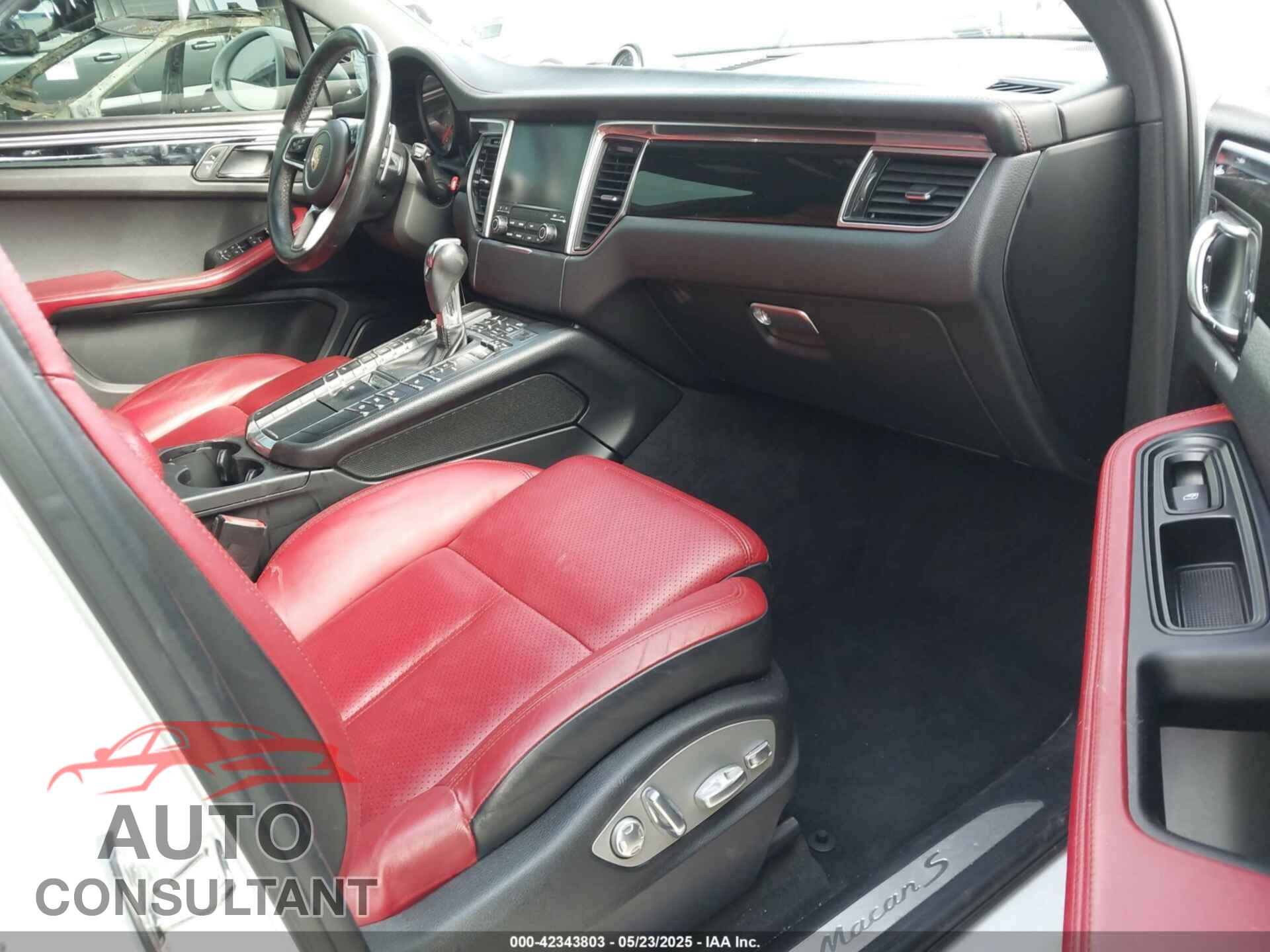 PORSCHE MACAN 2017 - WP1AB2A57HLB18303