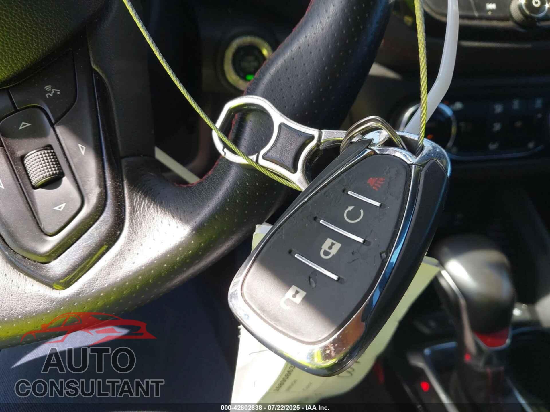 CHEVROLET TRAILBLAZER 2021 - KL79MTSL2MB113864