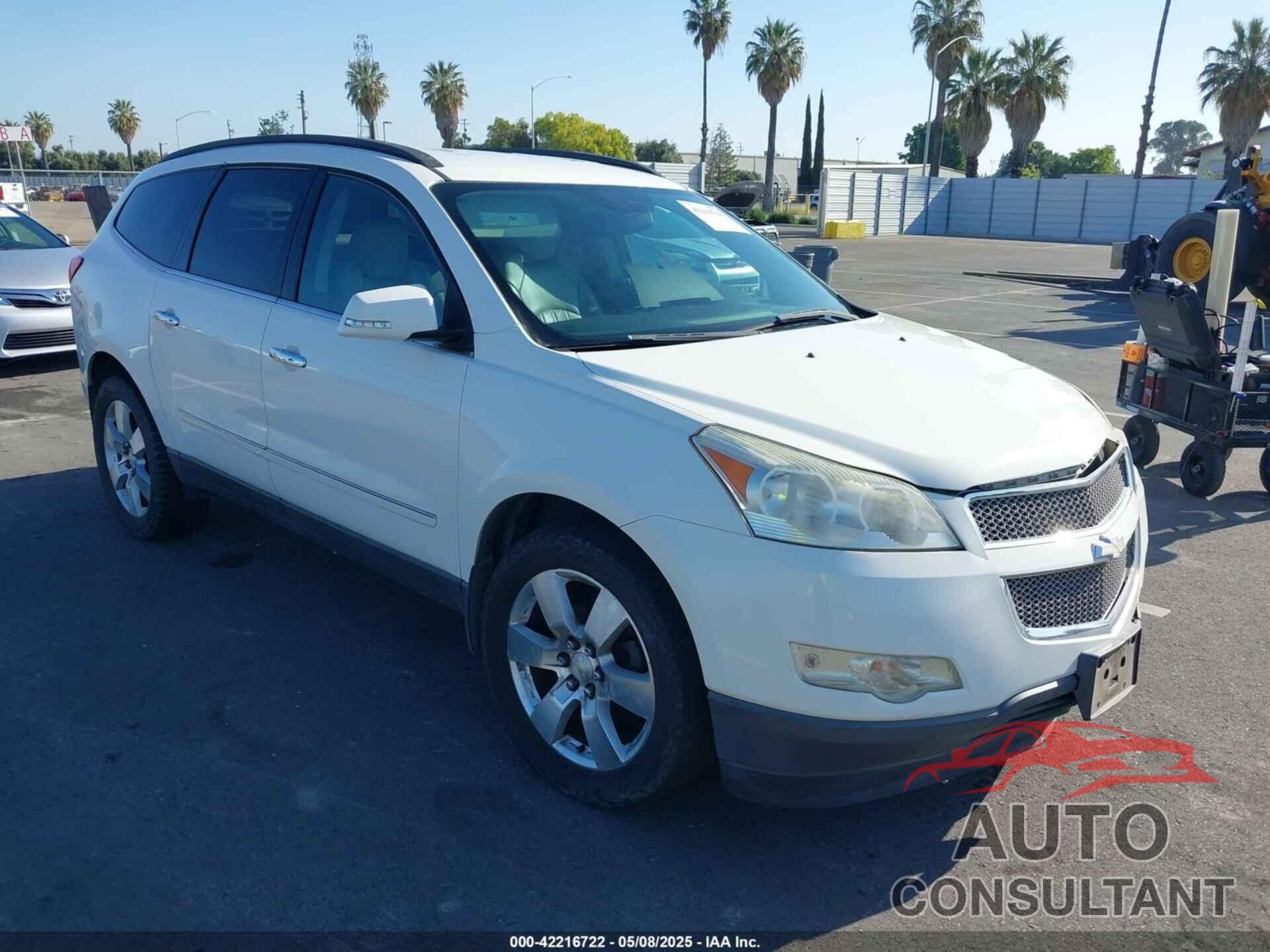 CHEVROLET TRAVERSE 2011 - 1GNKRLED1BJ344646