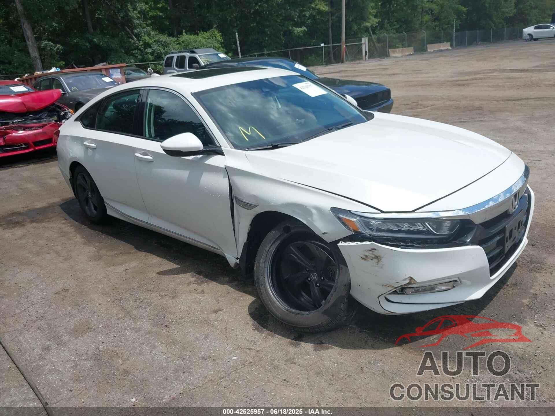HONDA ACCORD 2018 - 1HGCV2F54JA006555