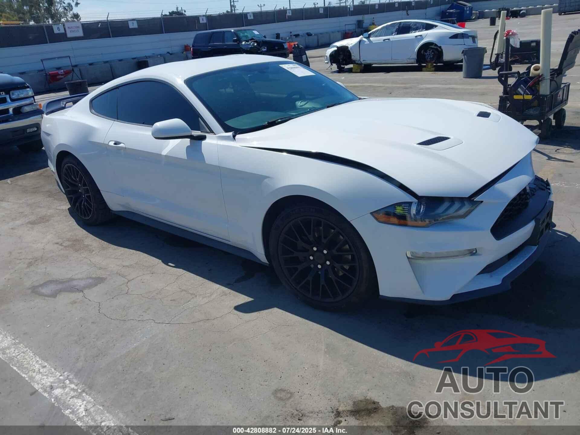 FORD MUSTANG 2018 - 1FA6P8TH3J5119127