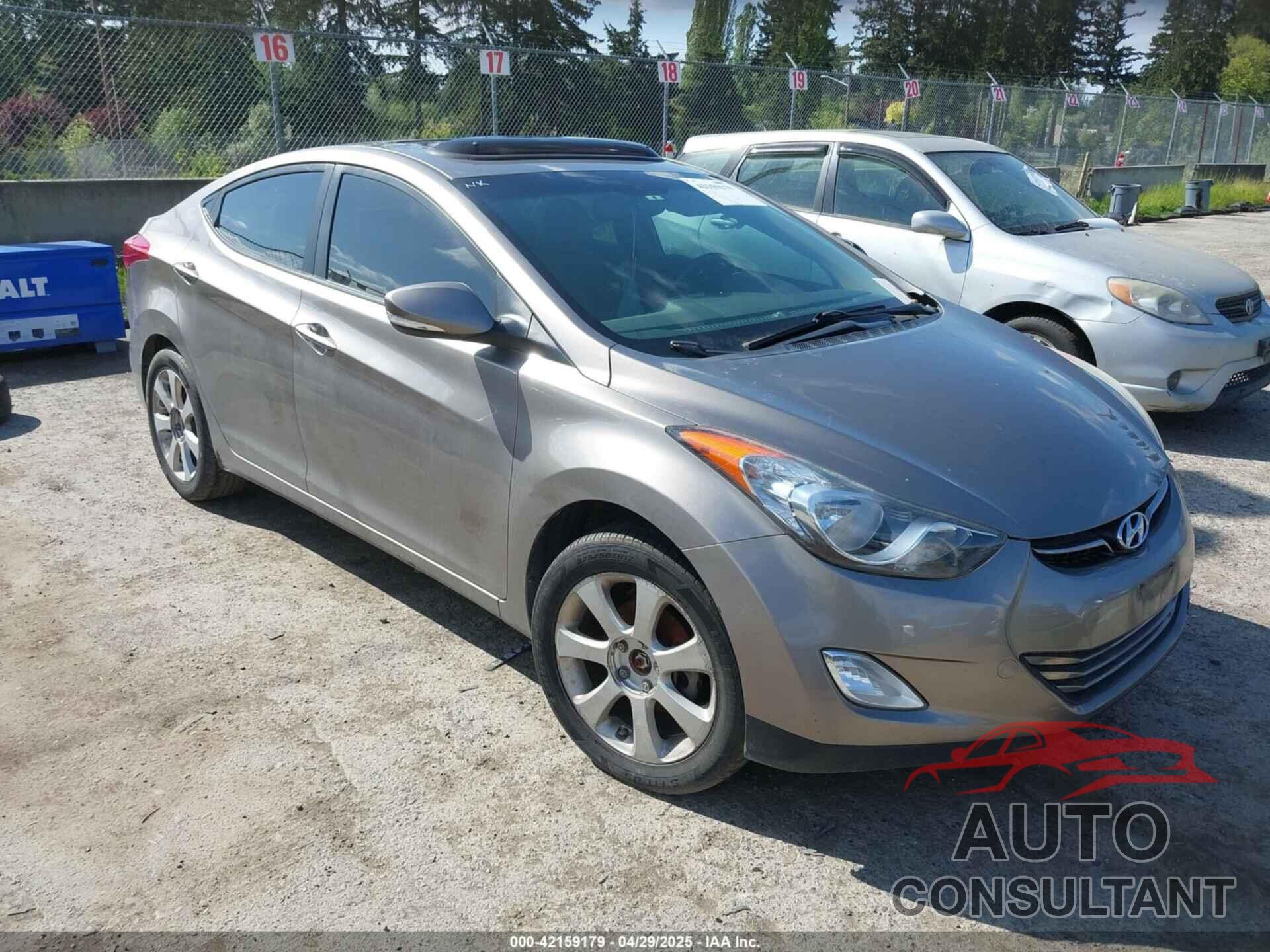 HYUNDAI ELANTRA 2013 - 5NPDH4AE8DH179022