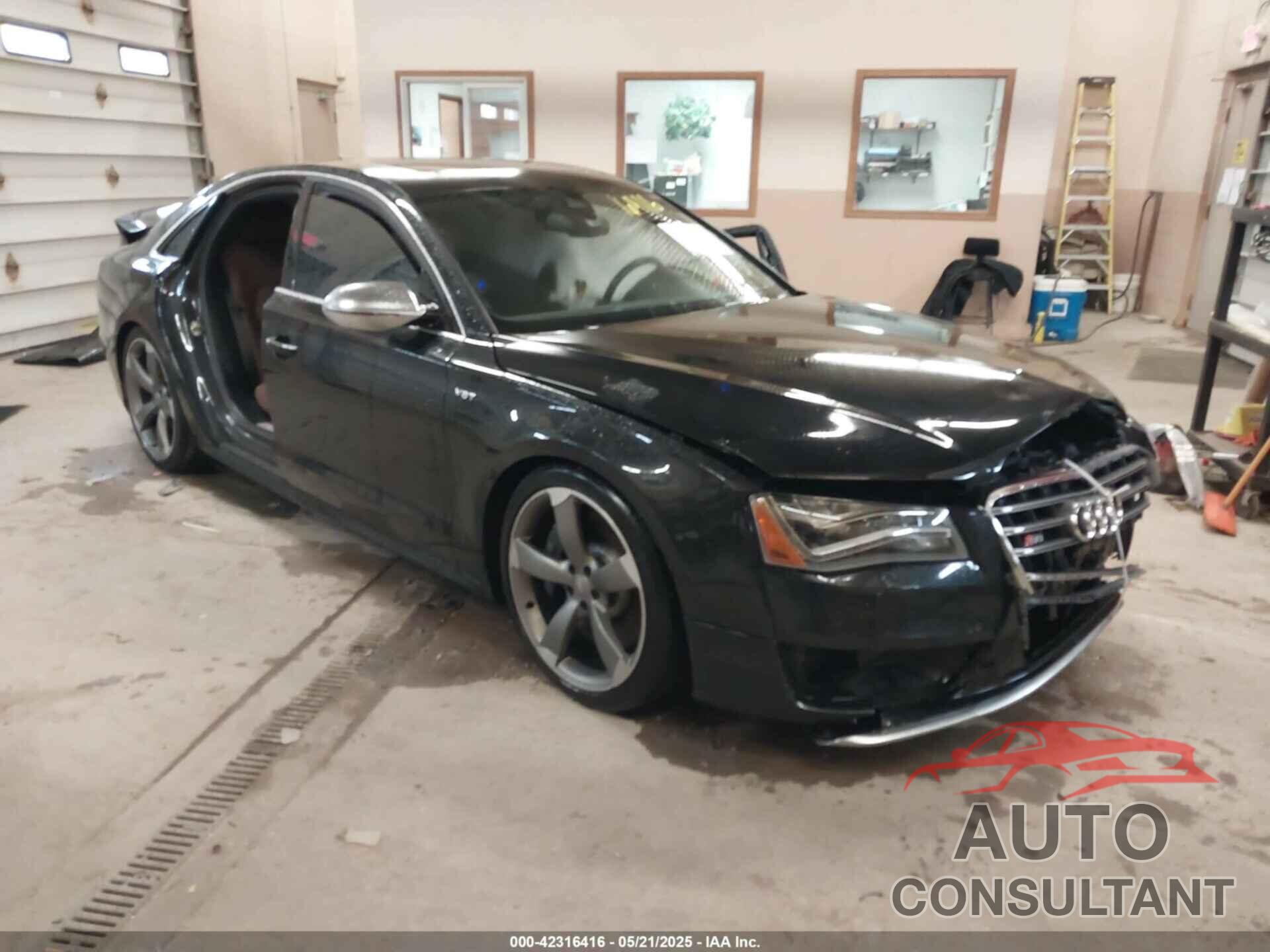 AUDI S8 2014 - WAUD2AFD1EN003234