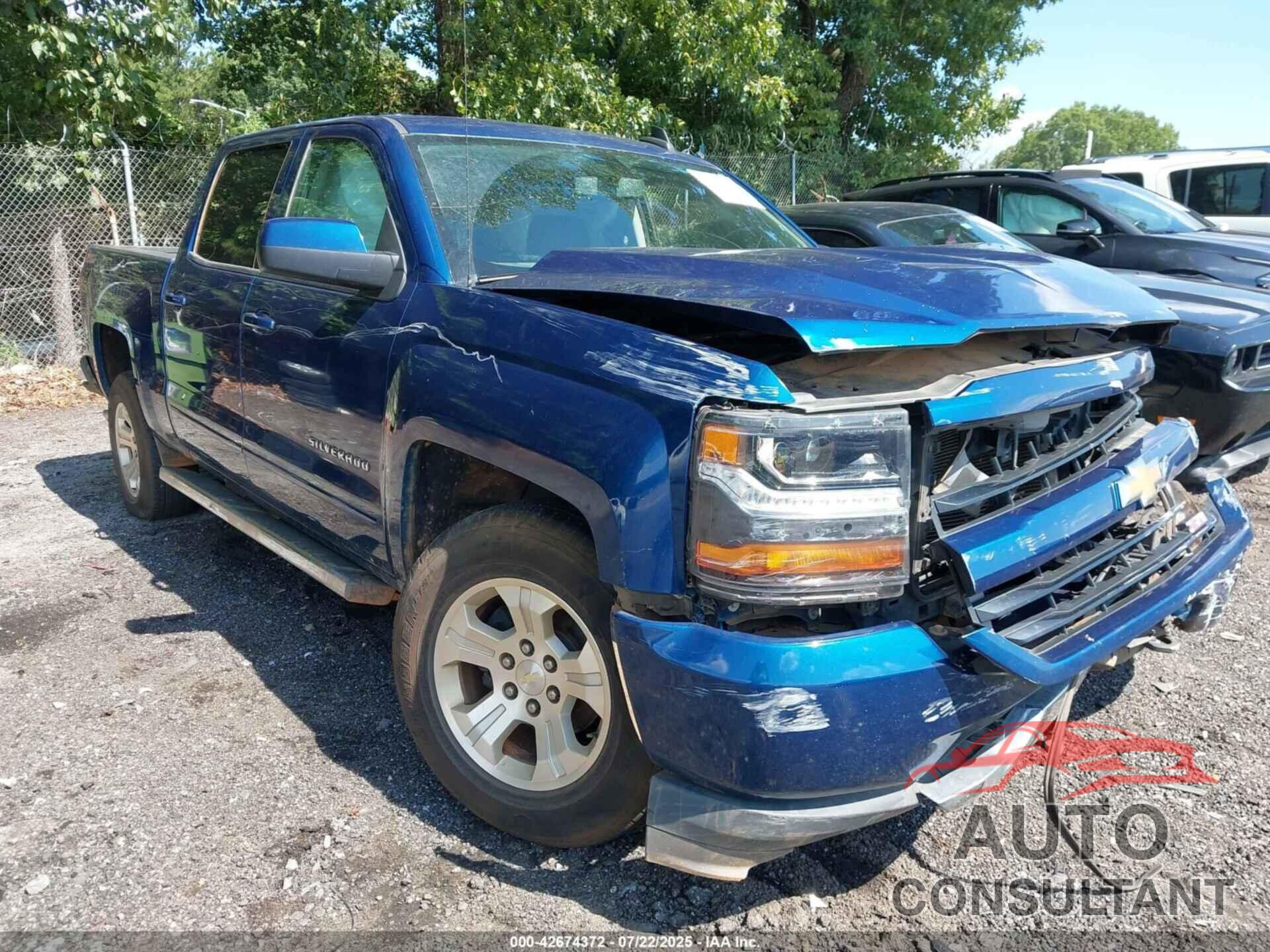 CHEVROLET SILVERADO 1500 2017 - 3GCUKREC8HG144700