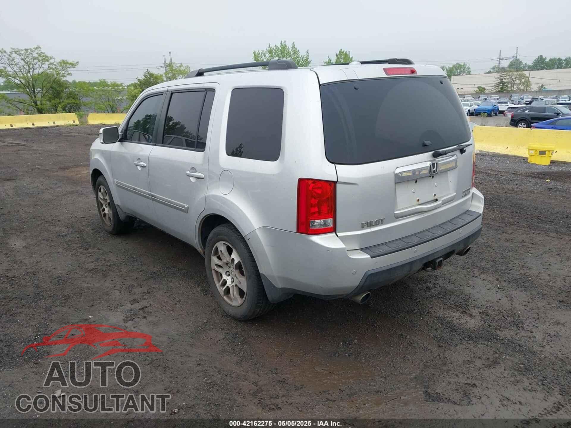 HONDA PILOT 2009 - 5FNYF488X9B012271