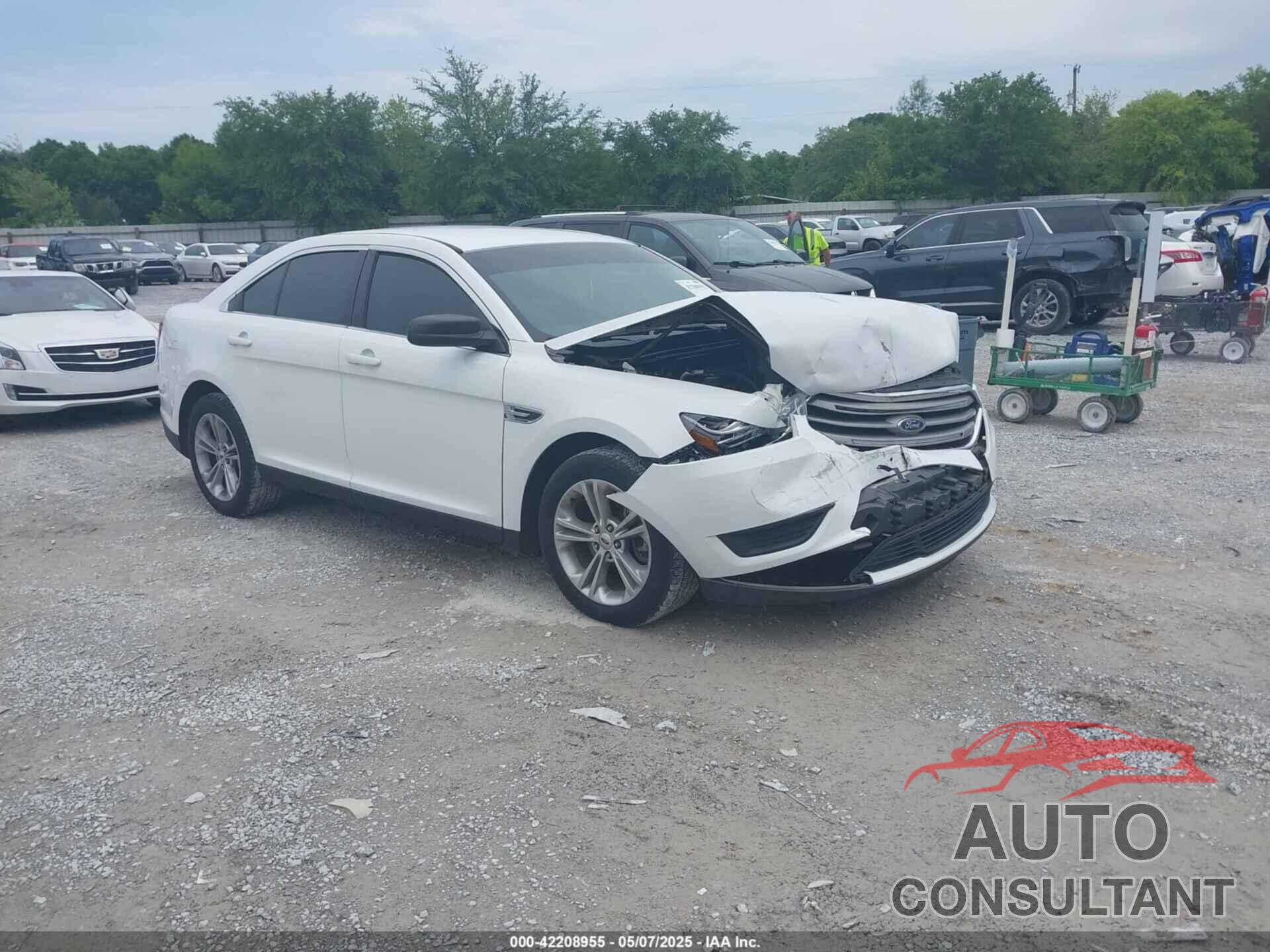 FORD TAURUS 2017 - 1FAHP2D89HG112217