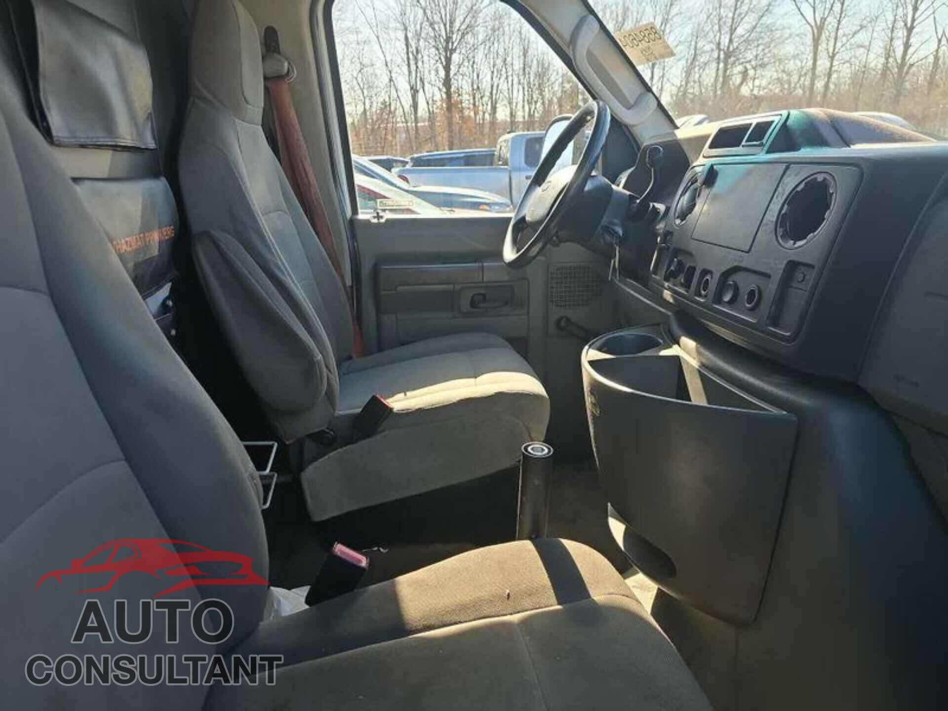 FORD ECONOLINE 2010 - 1FTNE1EW3ADA91740