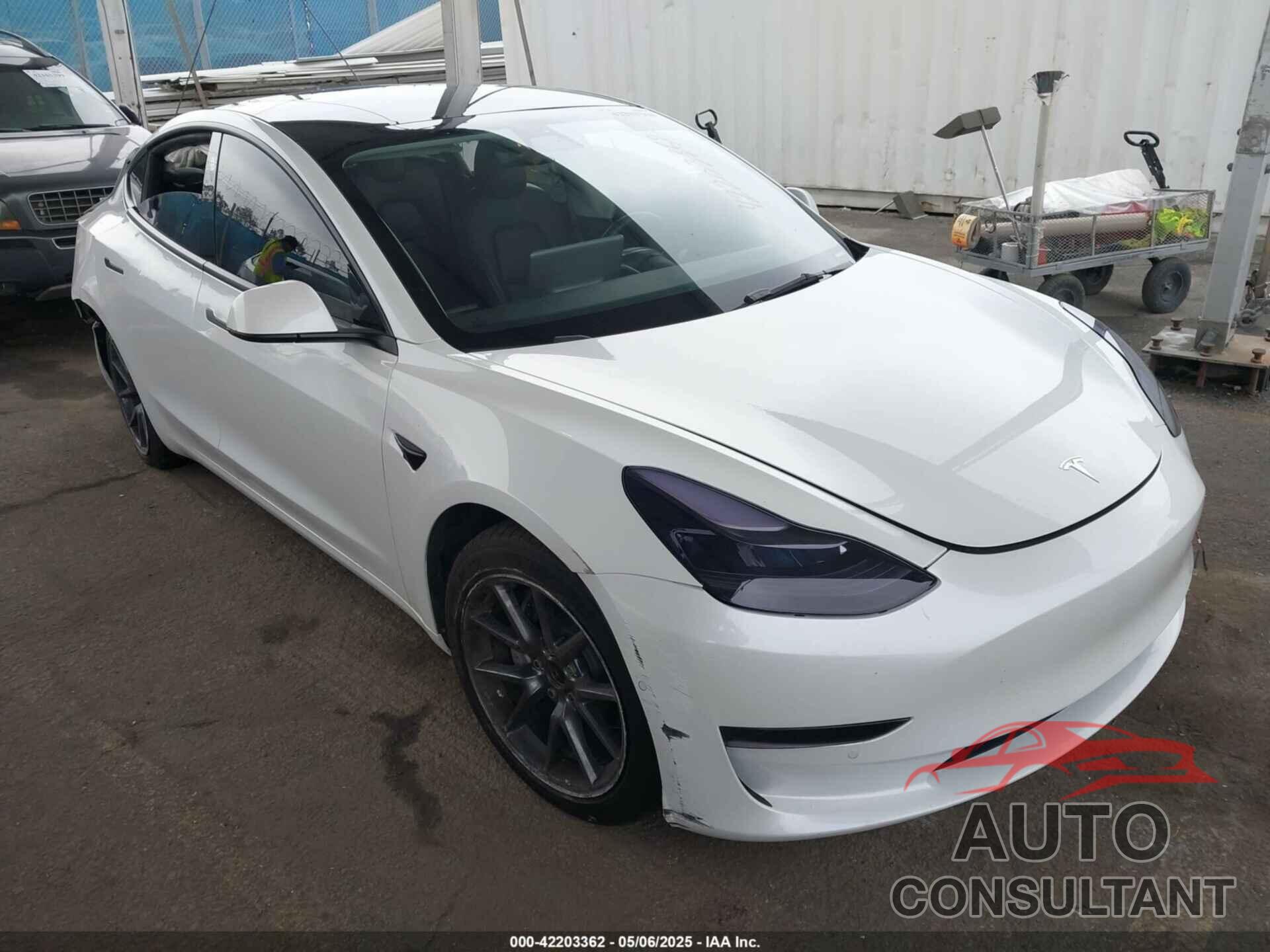 TESLA MODEL 3 2022 - 5YJ3E1EAXNF117101