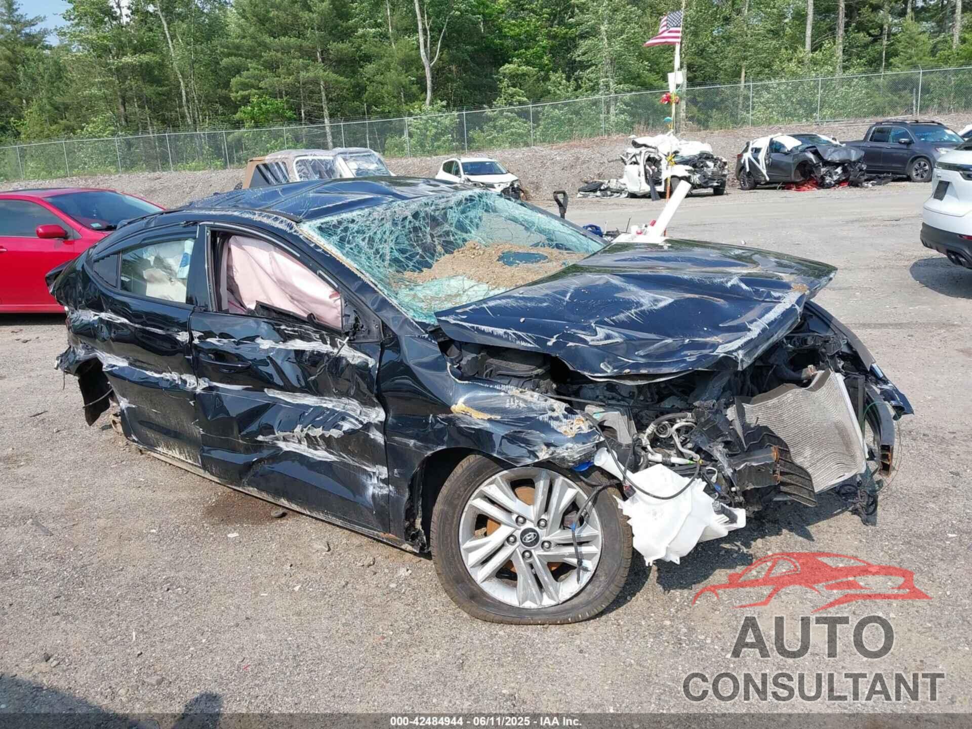 HYUNDAI ELANTRA 2020 - 5NPD84LF5LH628631