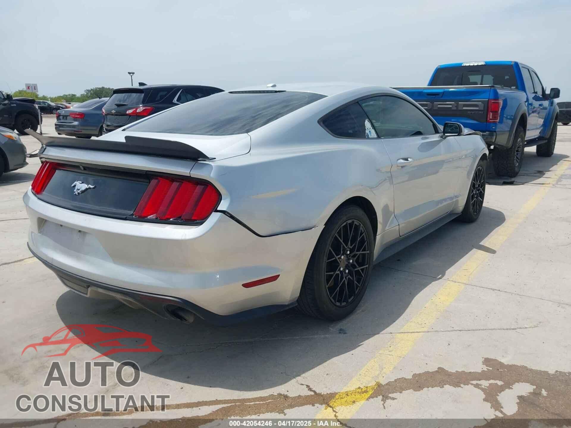 FORD MUSTANG 2015 - 1FA6P8TH2F5383642