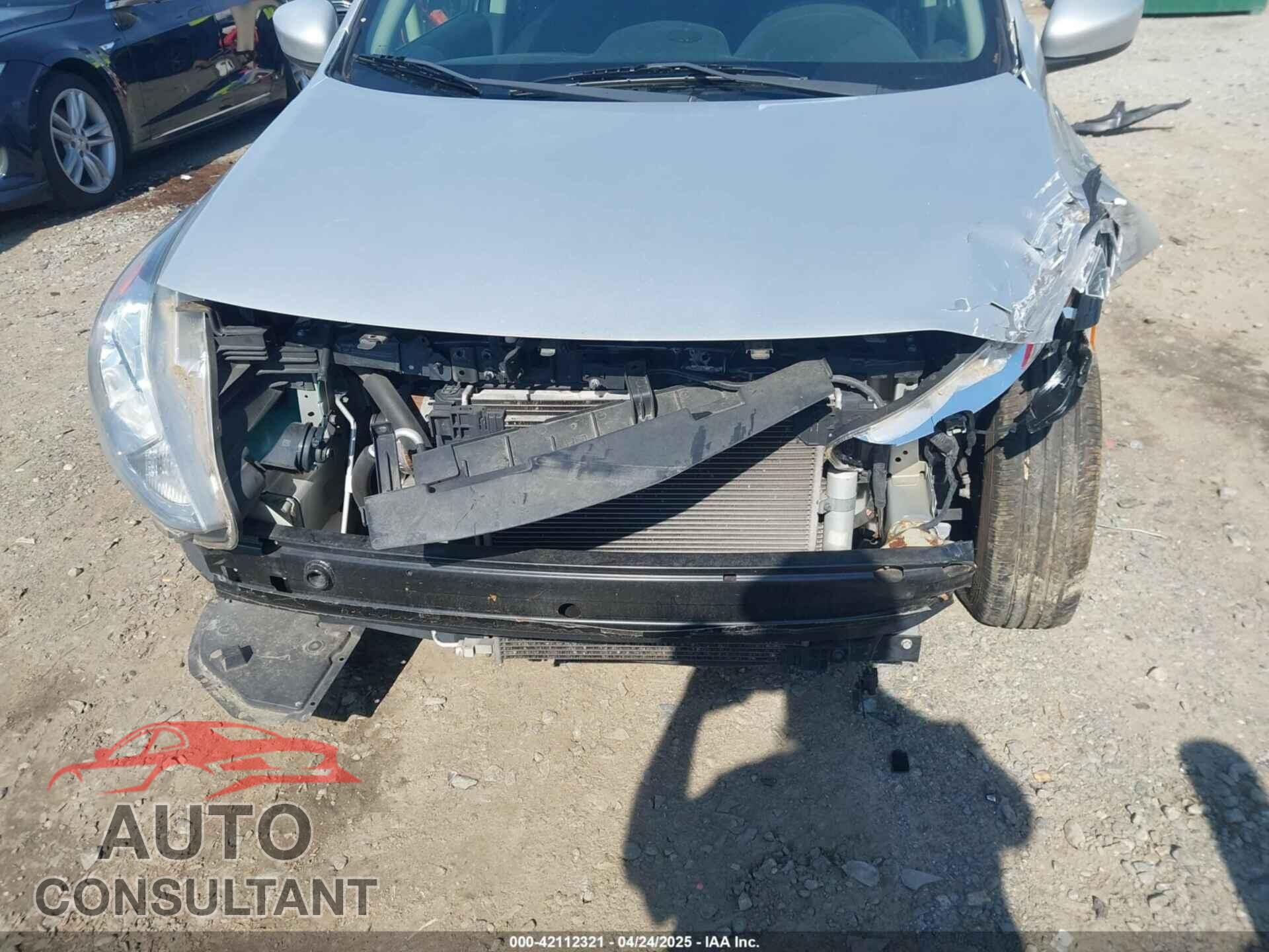 NISSAN VERSA 2019 - 3N1CN7AP3KL832766