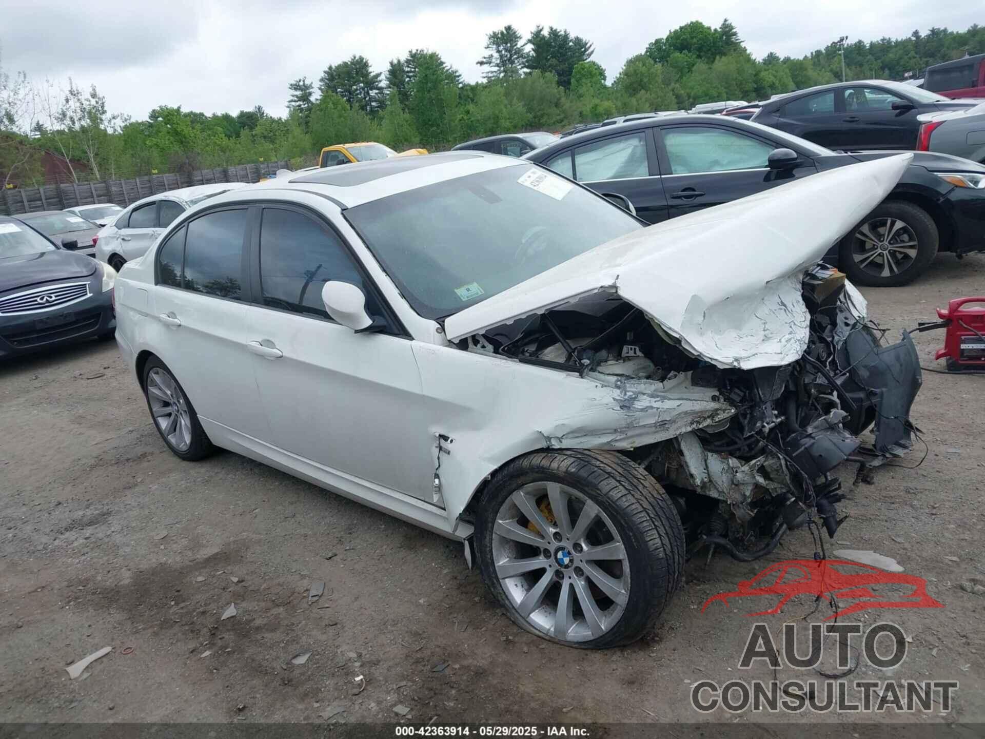 BMW 328I 2011 - WBAPK5G50BNN31242