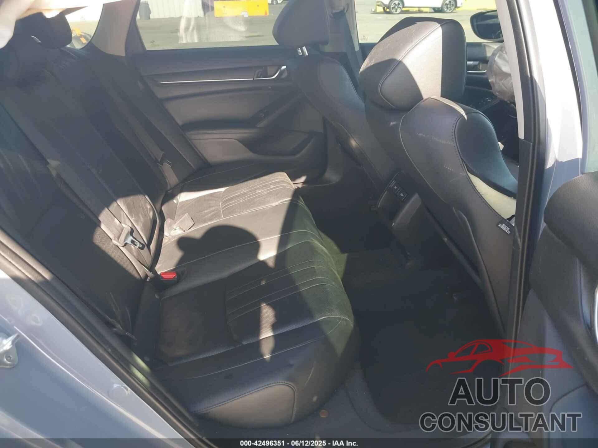 HONDA ACCORD 2022 - 1HGCV1F43NA067564