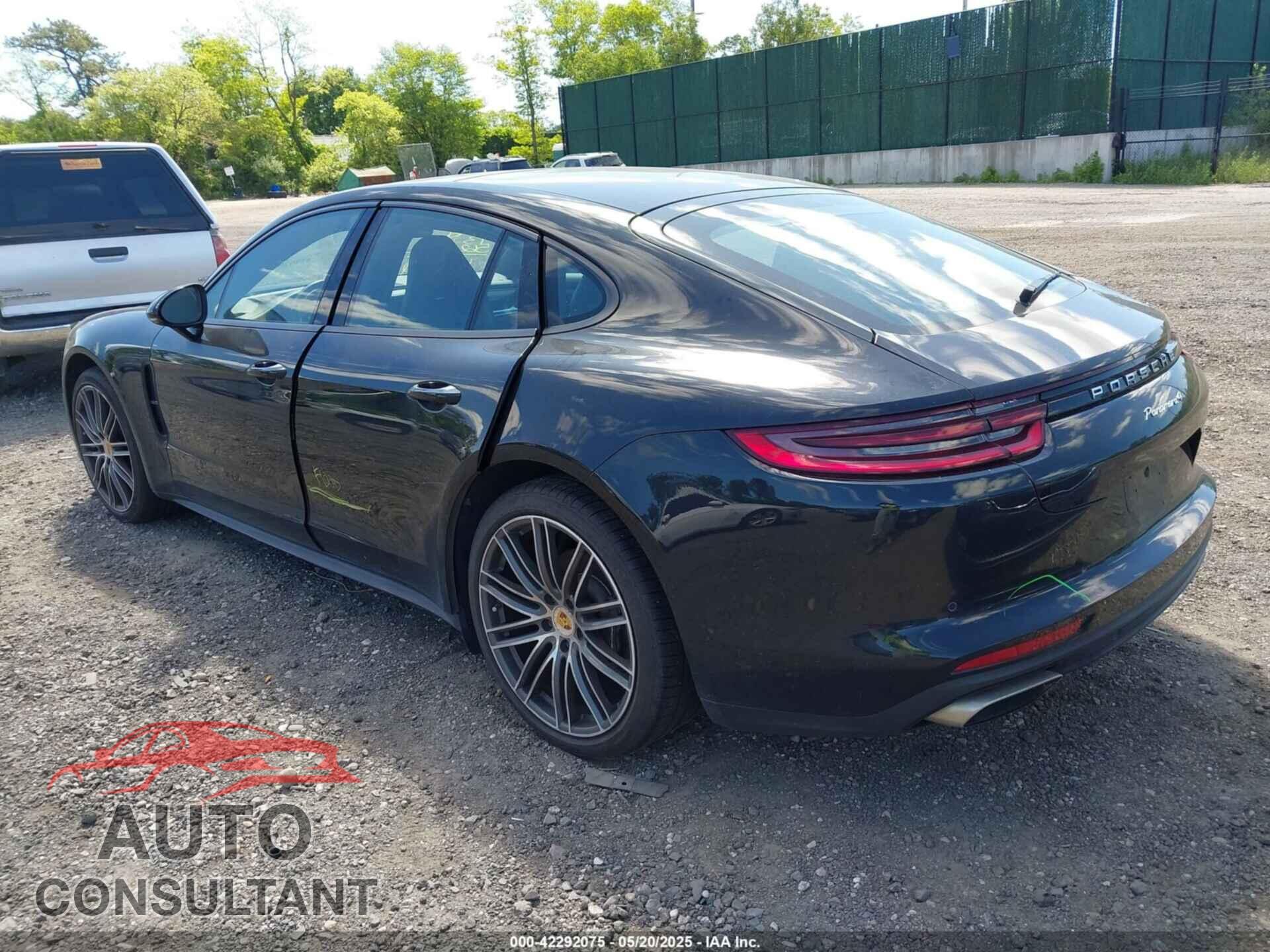 PORSCHE PANAMERA 2017 - WP0AA2A73HL100810