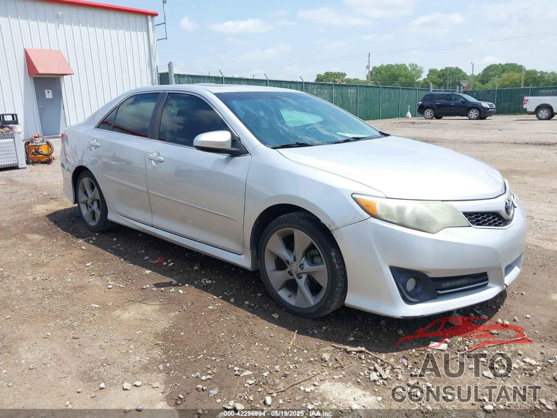 TOYOTA CAMRY 2014 - 4T1BF1FK8EU822272