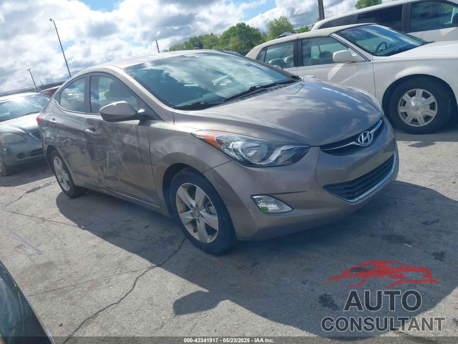 HYUNDAI ELANTRA 2013 - 5NPDH4AE9DH213064