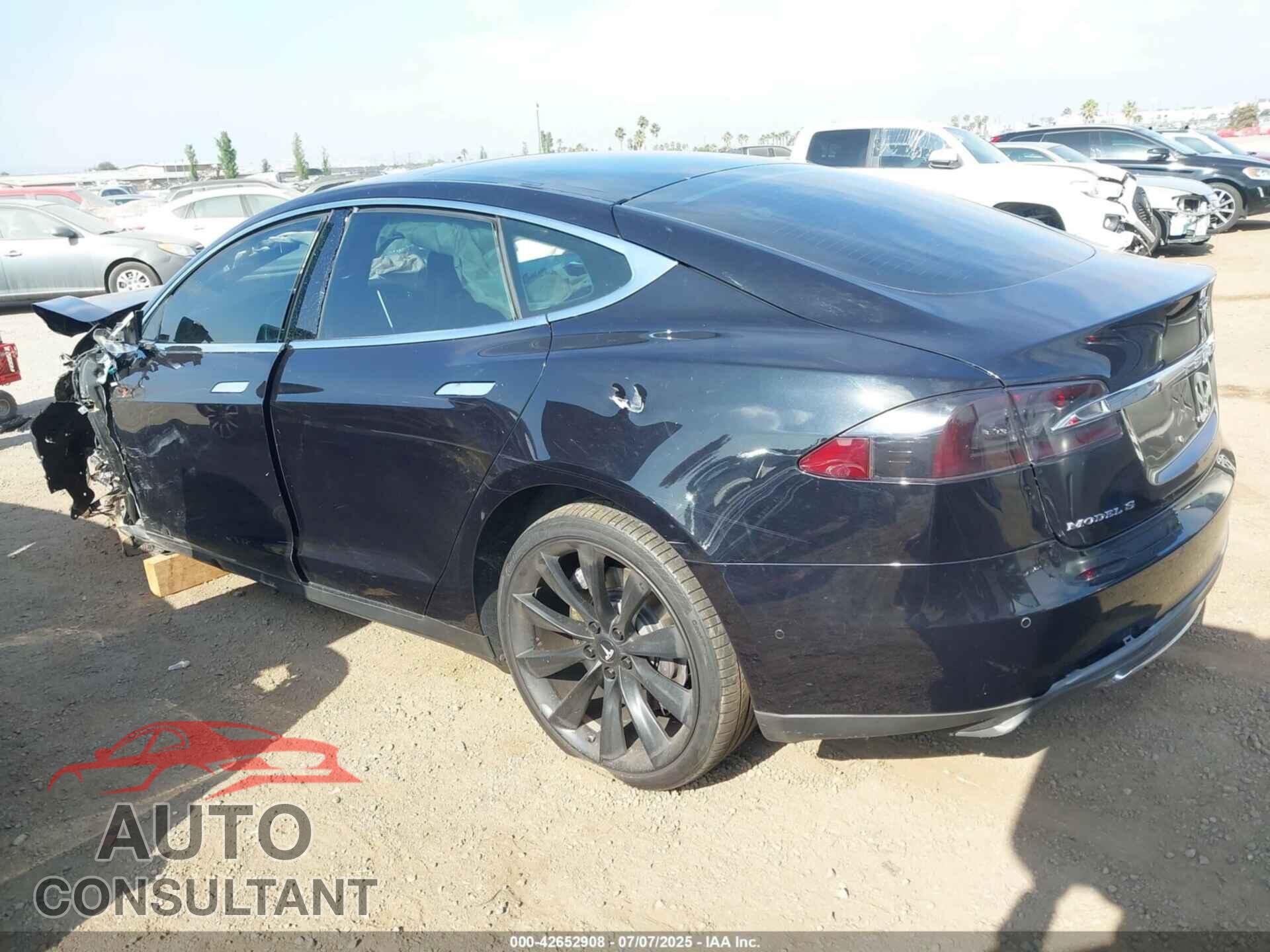 TESLA MODEL S 2015 - 5YJSA4H26FF092504