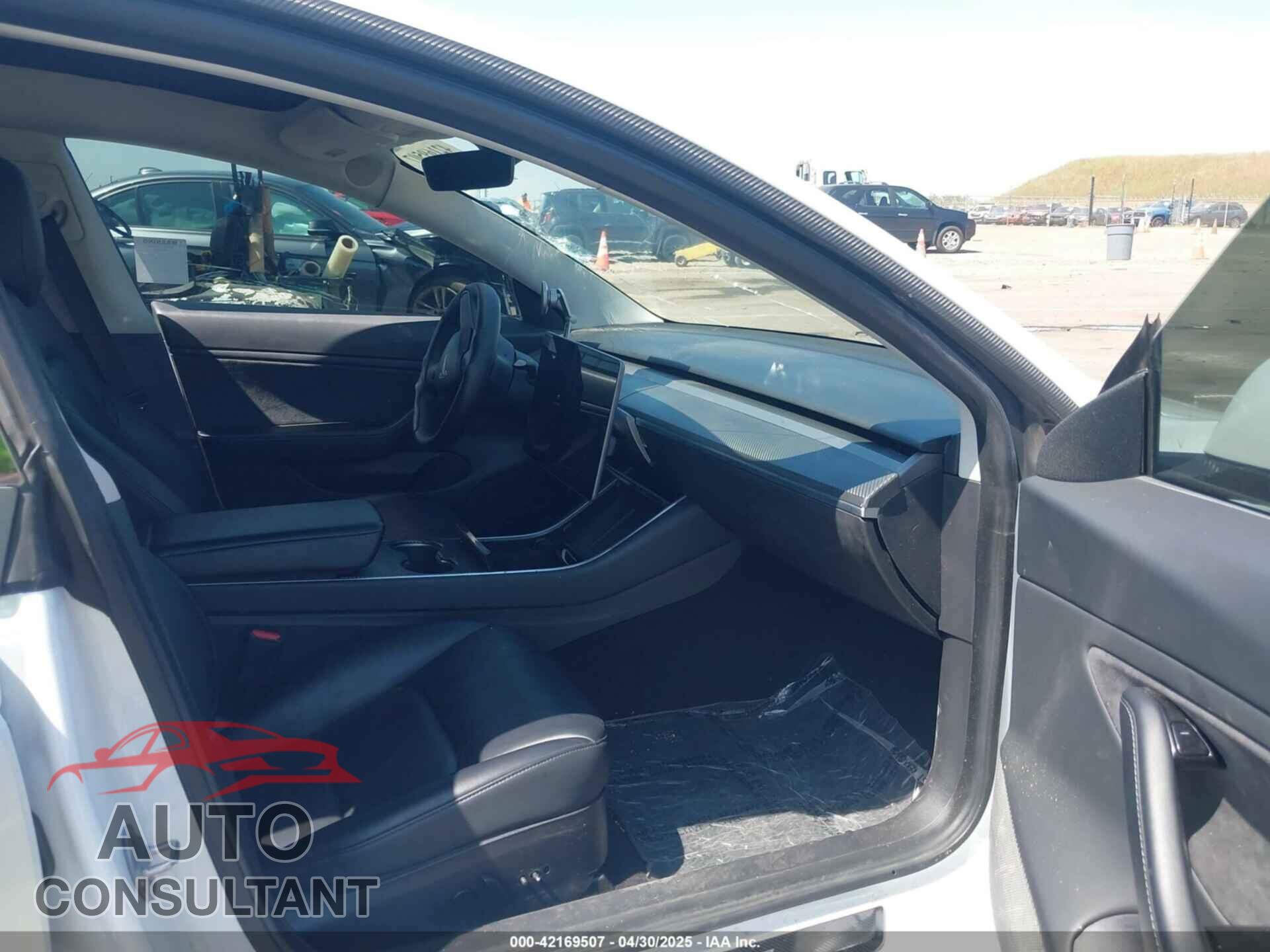 TESLA MODEL 3 2020 - 5YJ3E1EC2LF601990