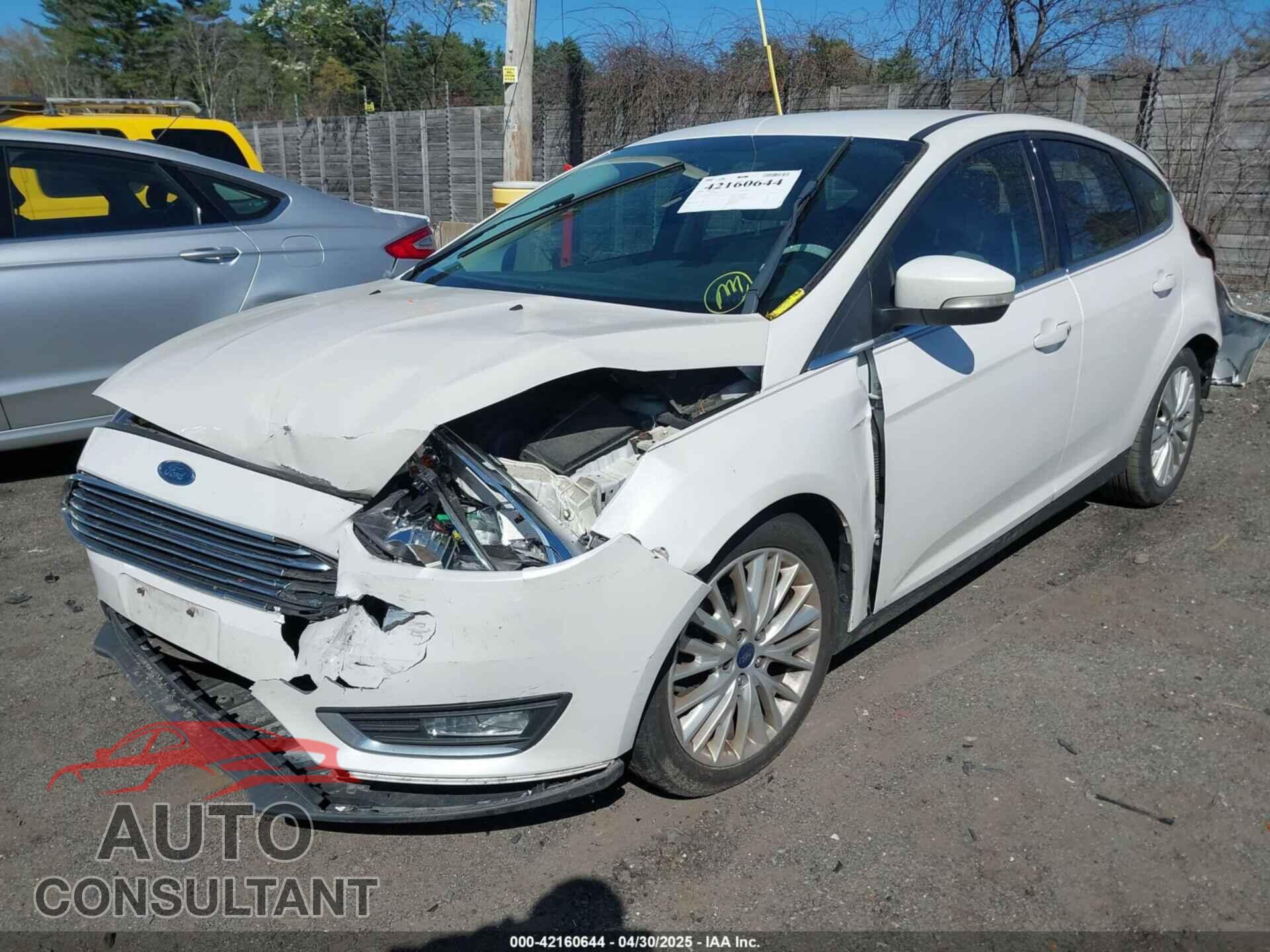 FORD FOCUS 2016 - 1FADP3N20GL307076