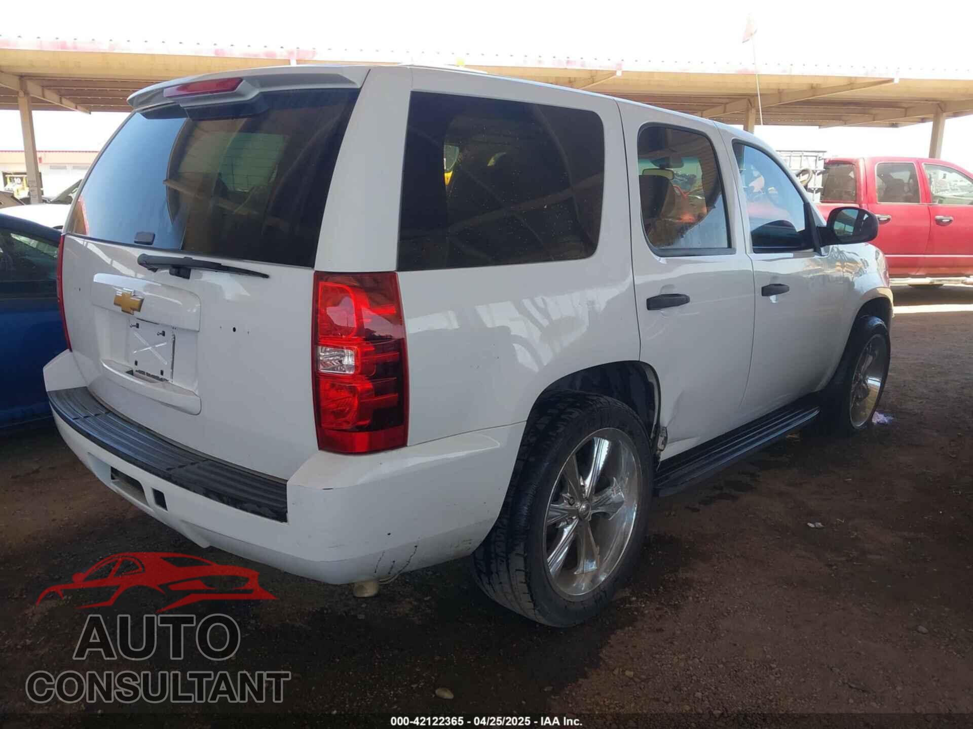 CHEVROLET TAHOE 2012 - 1GNLC2E06CR265571