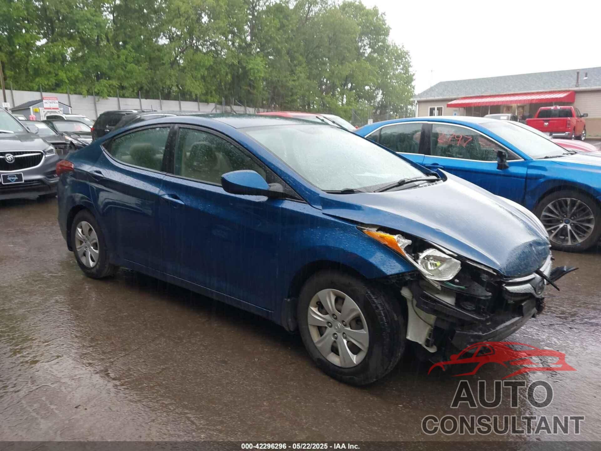 HYUNDAI ELANTRA 2016 - KMHDH4AE6GU619146