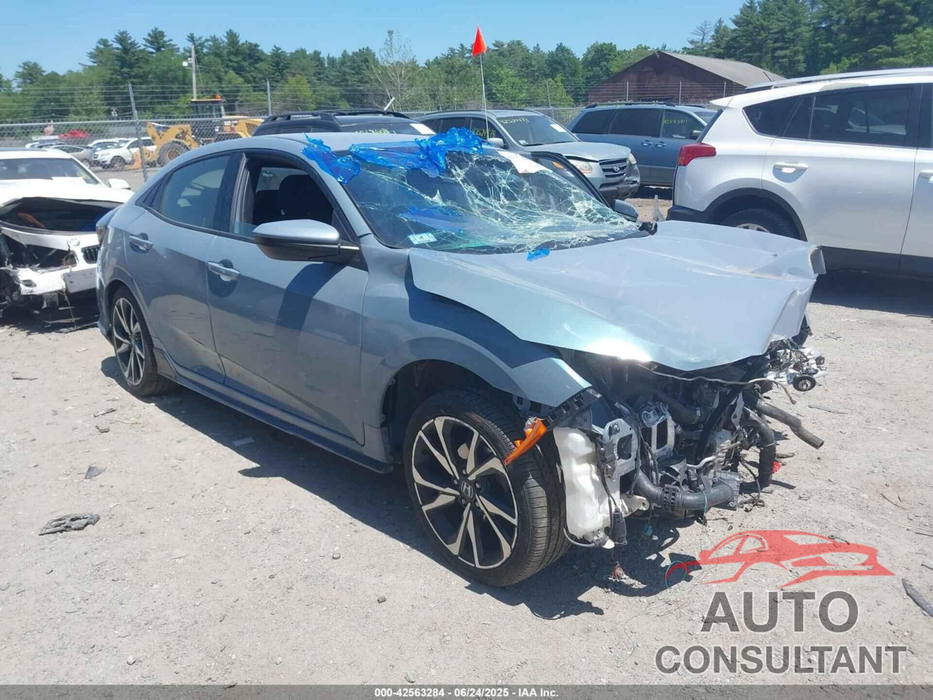 HONDA CIVIC 2019 - SHHFK7H40KU209441