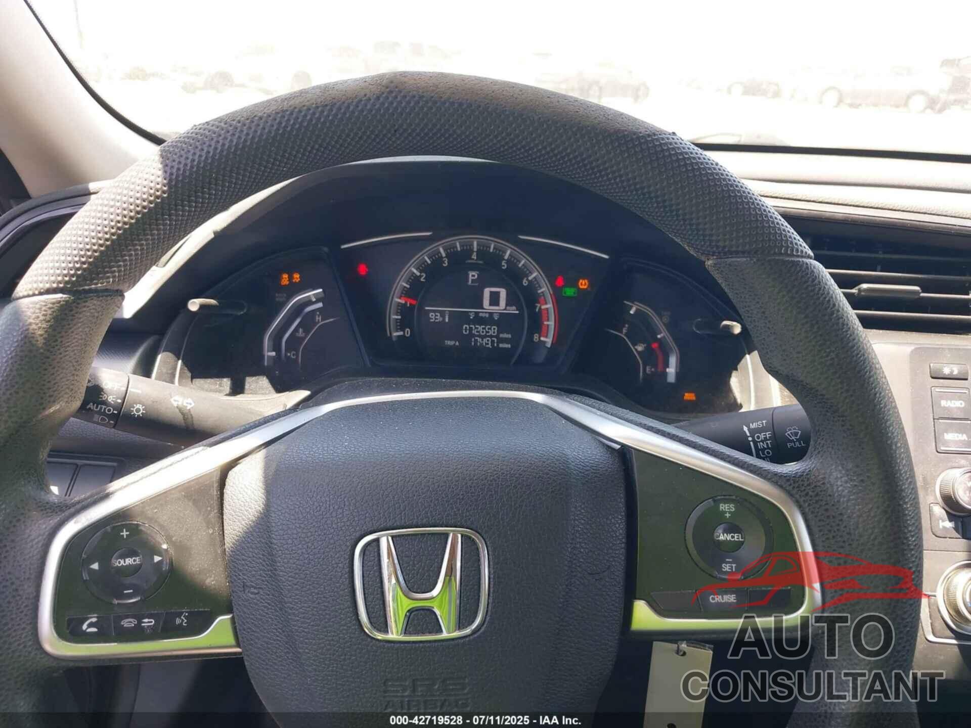 HONDA CIVIC 2017 - 2HGFC2F50HH512396