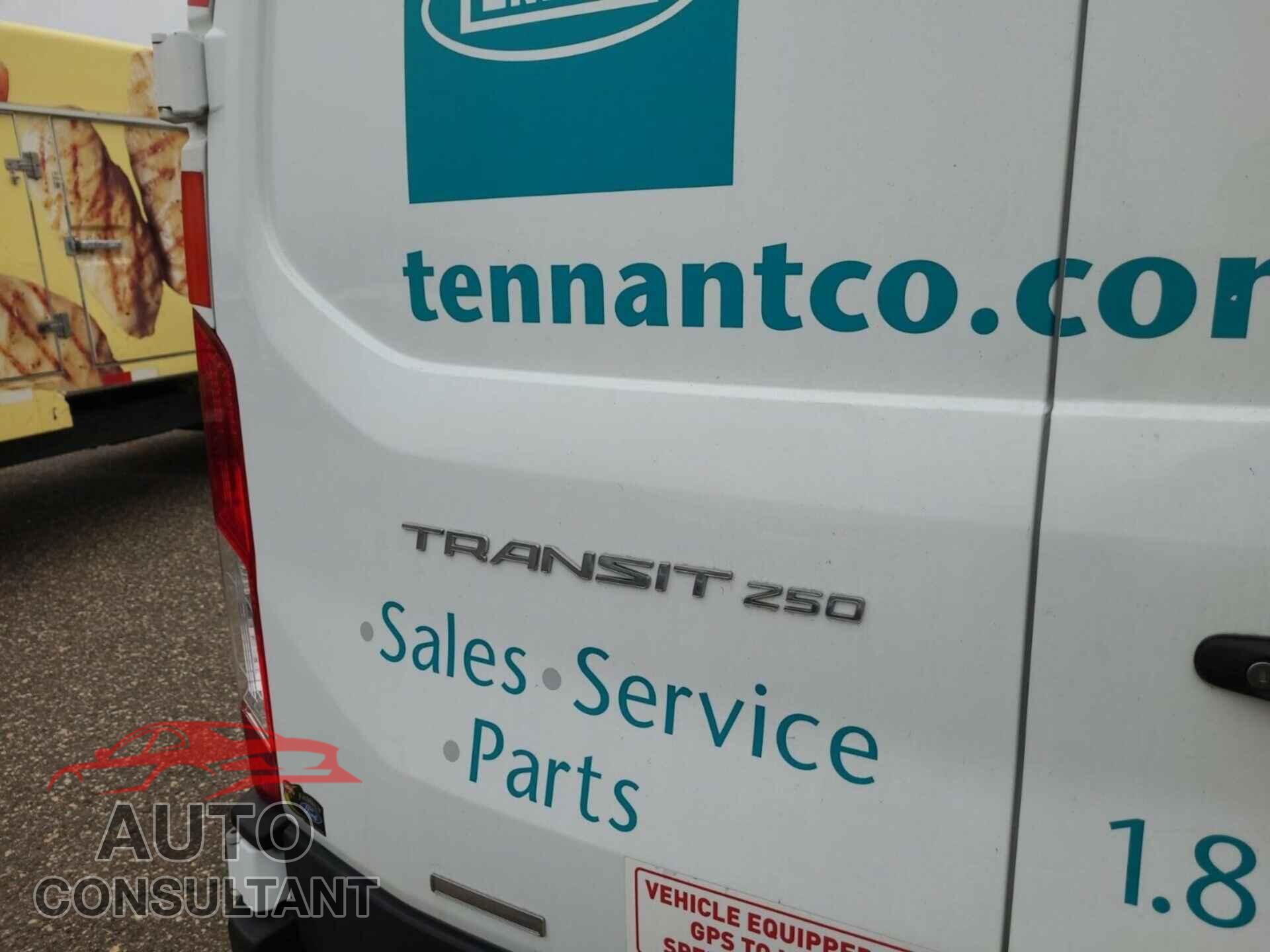 FORD TRANSIT 2020 - 1FTBR1YG7LKA63739