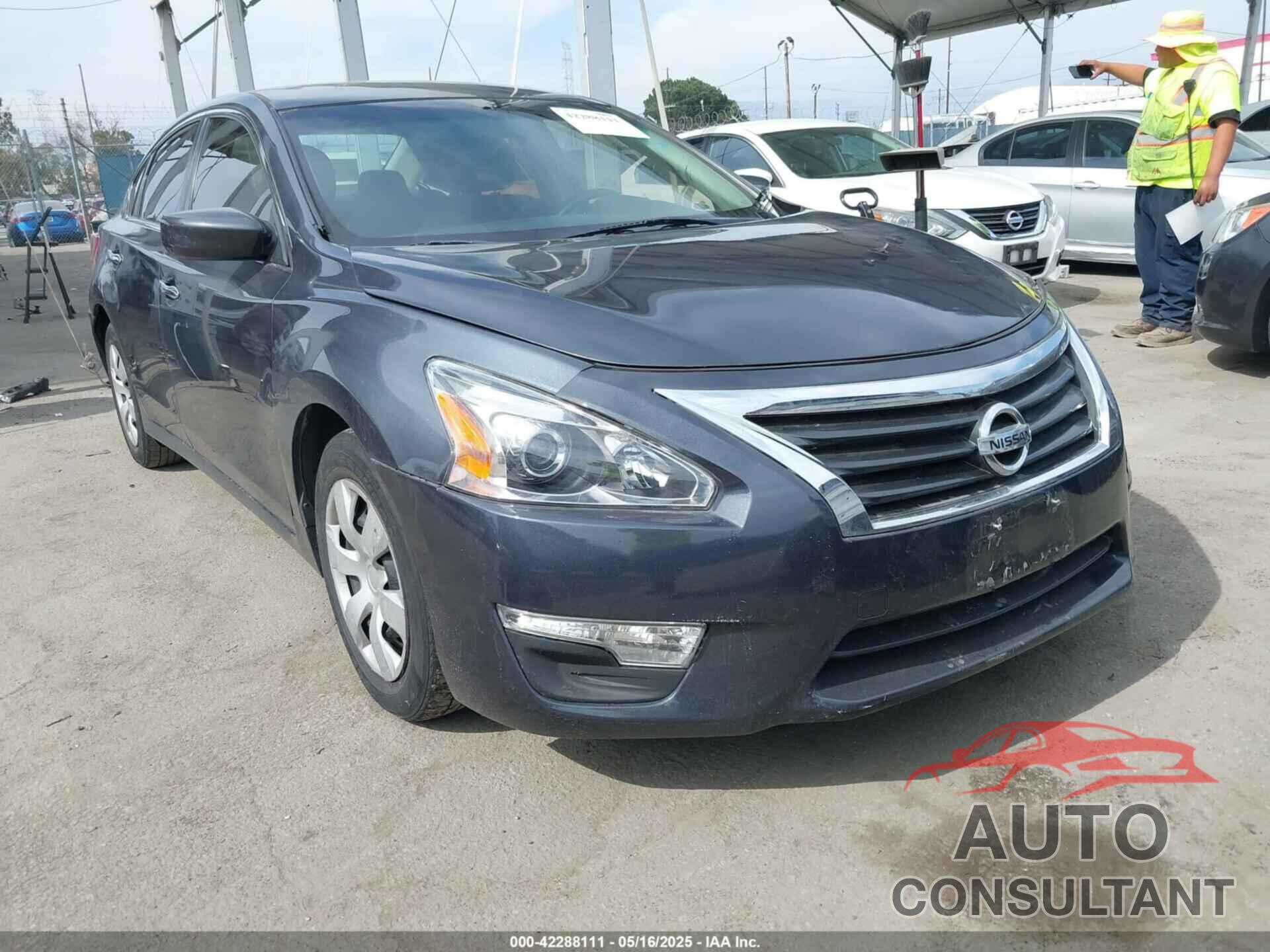 NISSAN ALTIMA 2013 - 1N4AL3AP5DN449892